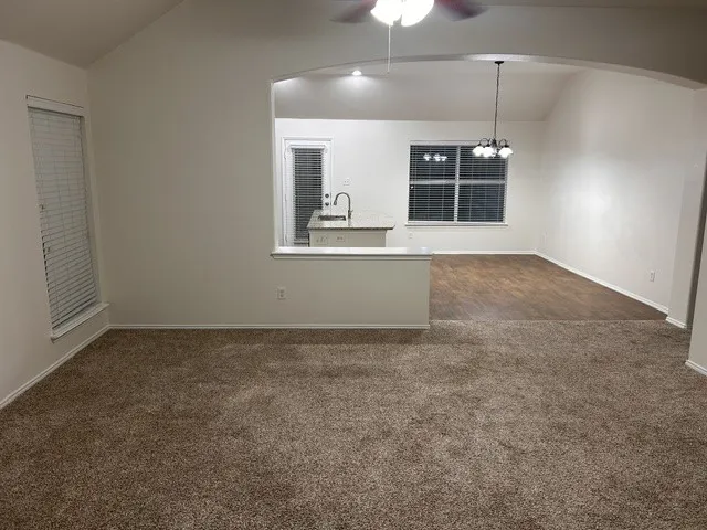 Single Family Residence For Rent in Ellis County , 201 Old Settlers Trail, Waxahachie, Texas 75167, 3 Bedroom, 2 Bathroom, 2 Garage spaces, 1,495 Sqft, built in 2005, mls#21397089, Real Estate Agent in Waxahachie, Homes For Rent in Ellis county, Homes For Rent in Waxahachie, Realtor in Waxahachie Texas, Real Estate Brokerage Independent Realty Texas, Luminita Cordes Realtor