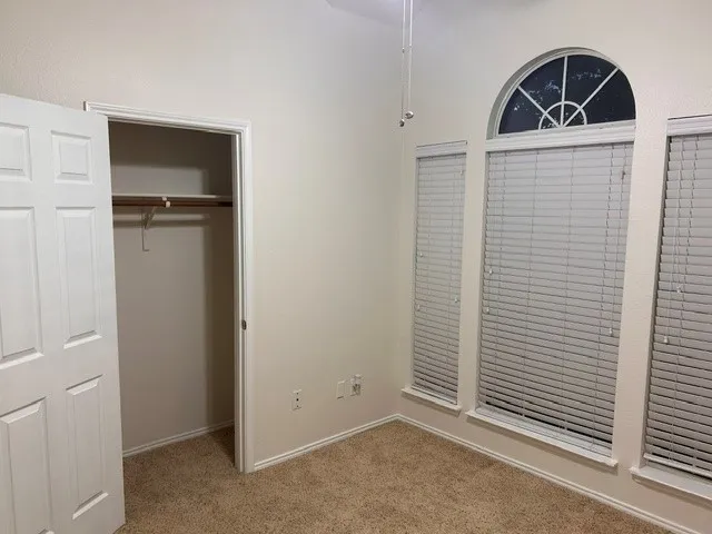 Single Family Residence For Rent in Ellis County , 201 Old Settlers Trail, Waxahachie, Texas 75167, 3 Bedroom, 2 Bathroom, 2 Garage spaces, 1,495 Sqft, built in 2005, mls#21397089, Real Estate Agent in Waxahachie, Homes For Rent in Ellis county, Homes For Rent in Waxahachie, Realtor in Waxahachie Texas, Real Estate Brokerage Independent Realty Texas, Luminita Cordes Realtor
