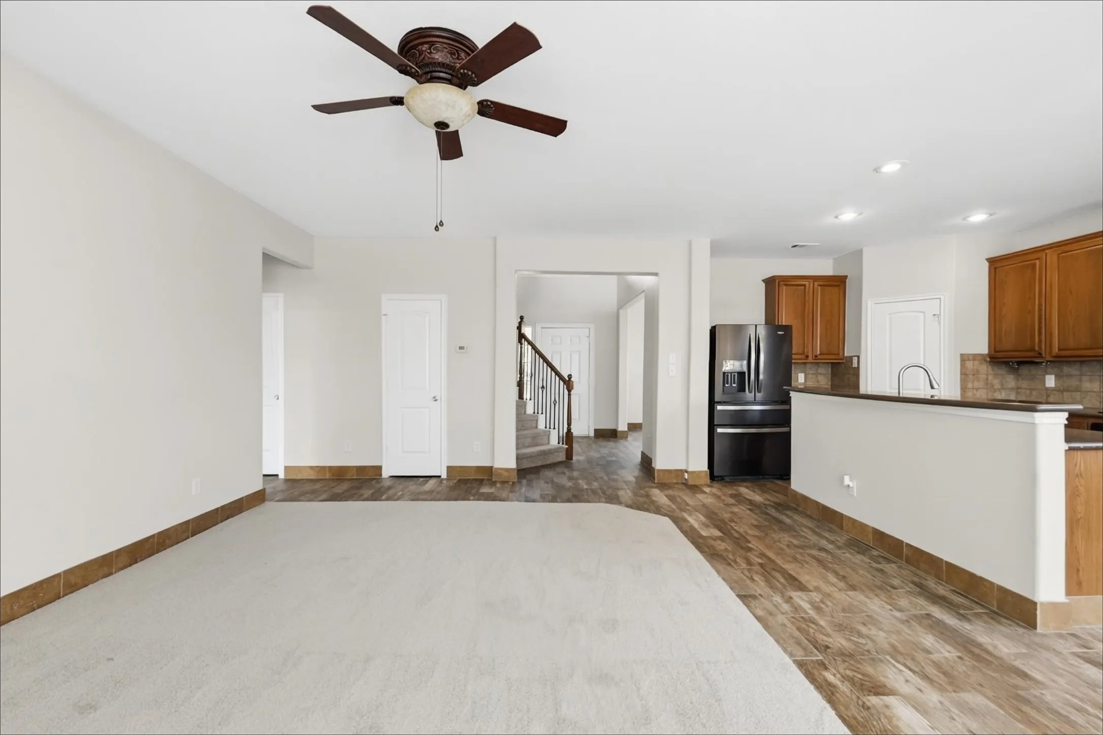 Single Family Residence For Sale in Tarrant County , 5104 Shelly Ray Road, Fort Worth, Texas 76244, 4 Bedroom, 4 Bathroom, 3 Garage spaces, 2,512 Sqft, built in 2006, mls#21395924, Real Estate Agent in Fort Worth, Homes For Sale in Tarrant county, Homes For Sale in Fort Worth, Realtor in Fort Worth Texas, Real Estate Brokerage Independent Realty Texas, Luminita Cordes Realtor