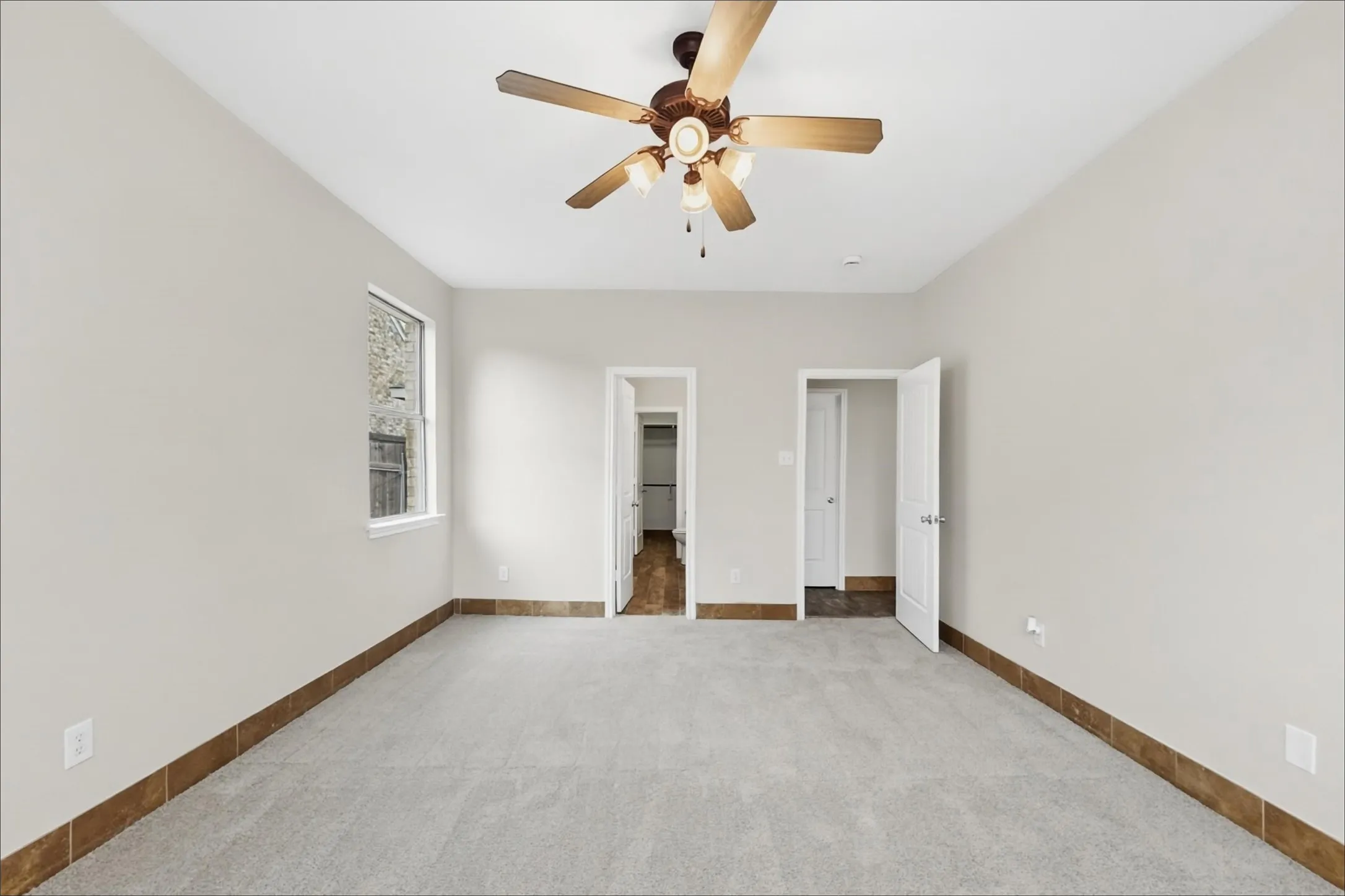 Single Family Residence For Sale in Tarrant County , 5104 Shelly Ray Road, Fort Worth, Texas 76244, 4 Bedroom, 4 Bathroom, 3 Garage spaces, 2,512 Sqft, built in 2006, mls#21395924, Real Estate Agent in Fort Worth, Homes For Sale in Tarrant county, Homes For Sale in Fort Worth, Realtor in Fort Worth Texas, Real Estate Brokerage Independent Realty Texas, Luminita Cordes Realtor