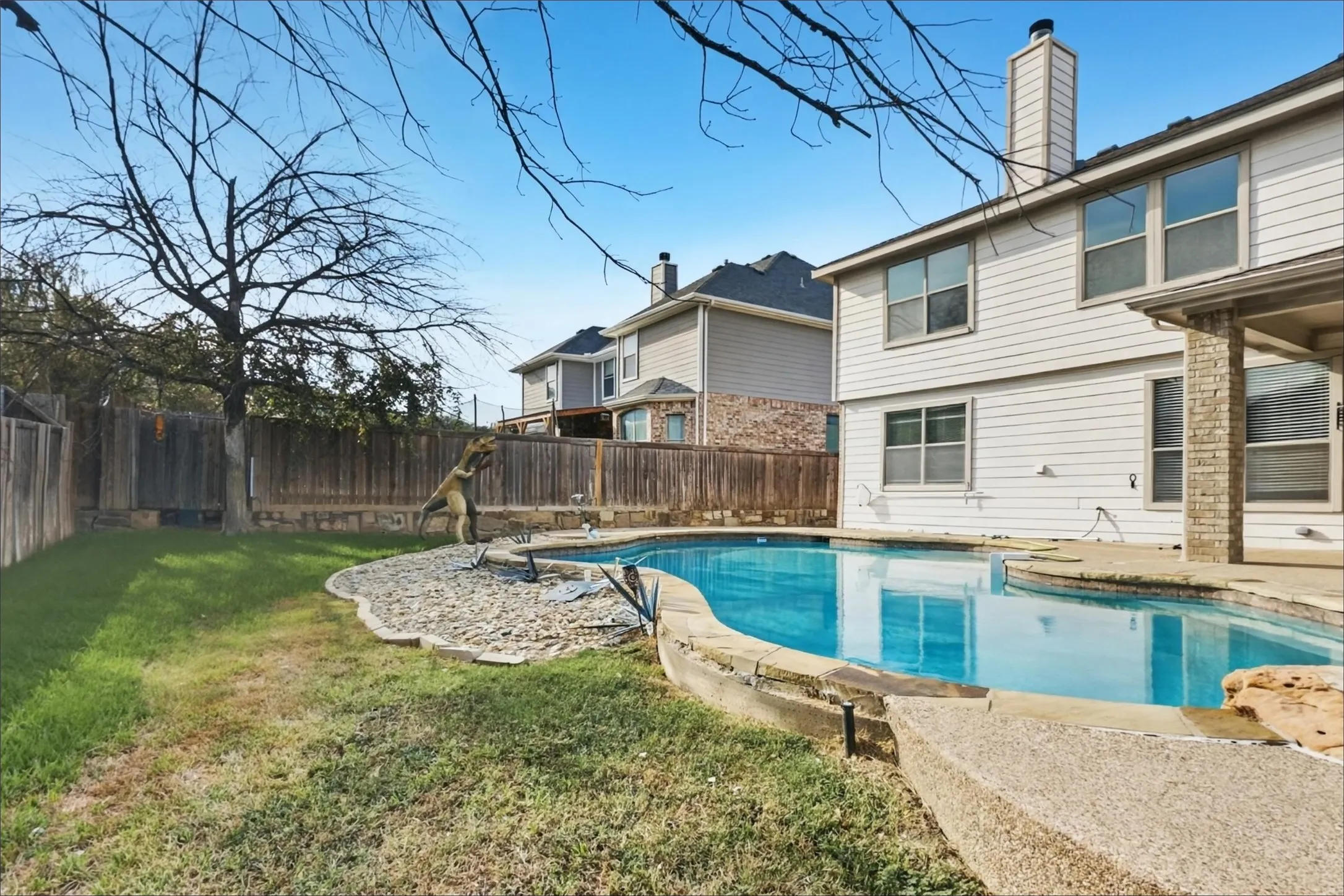 Single Family Residence For Sale in Tarrant County , 5104 Shelly Ray Road, Fort Worth, Texas 76244, 4 Bedroom, 4 Bathroom, 3 Garage spaces, 2,512 Sqft, built in 2006, mls#21395924, Real Estate Agent in Fort Worth, Homes For Sale in Tarrant county, Homes For Sale in Fort Worth, Realtor in Fort Worth Texas, Real Estate Brokerage Independent Realty Texas, Luminita Cordes Realtor