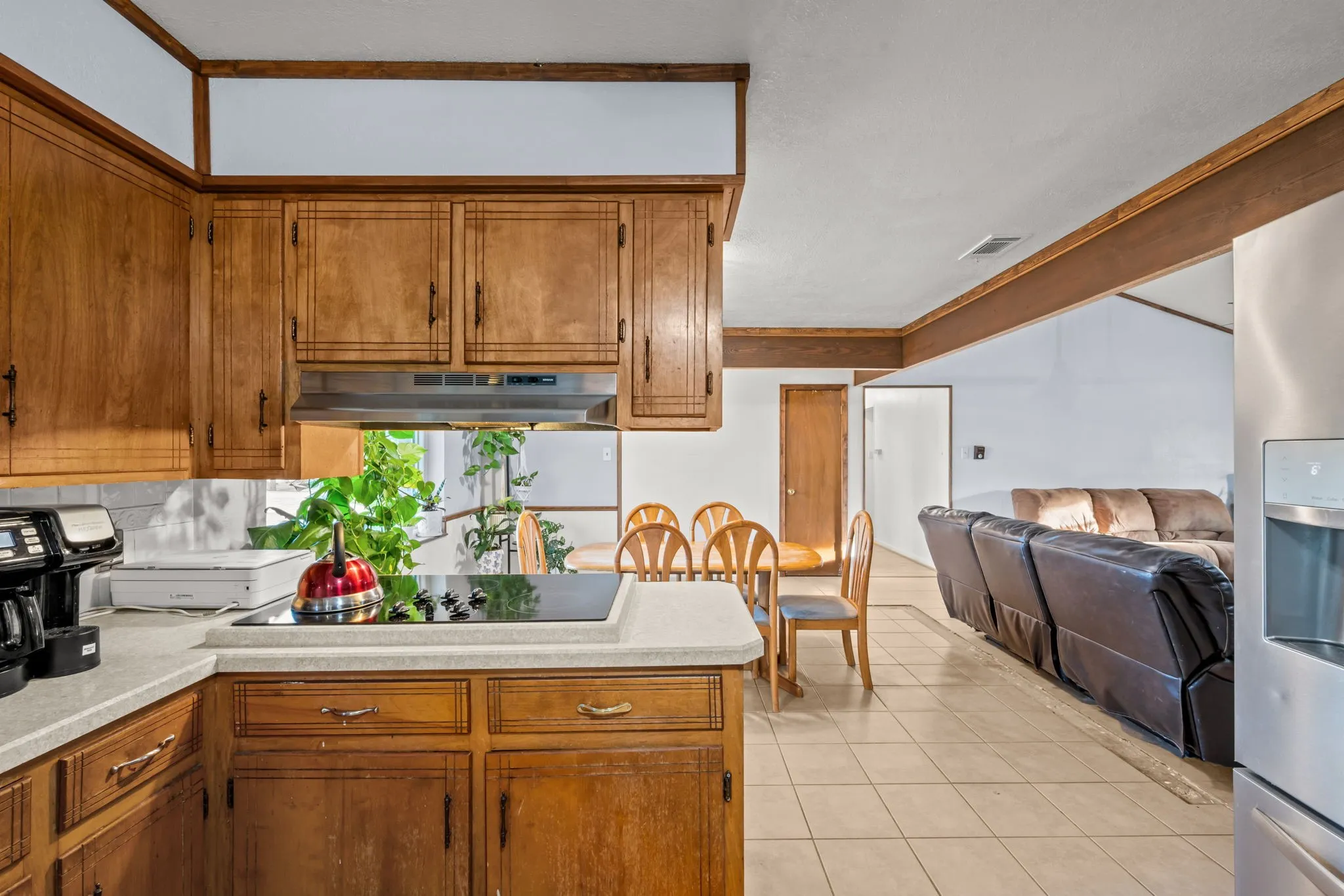 Single Family Residence For Sale in Erath County , 1270 County Road 437, Stephenville, Texas 76401, 4 Bedroom, 3 Bathroom, 2 Garage spaces, 3,280 Sqft, built in 1978, mls#21397059, Real Estate Agent in Stephenville, Homes For Sale in Erath county, Homes For Sale in Stephenville, Realtor in Stephenville Texas, Real Estate Brokerage Independent Realty Texas, Luminita Cordes Realtor