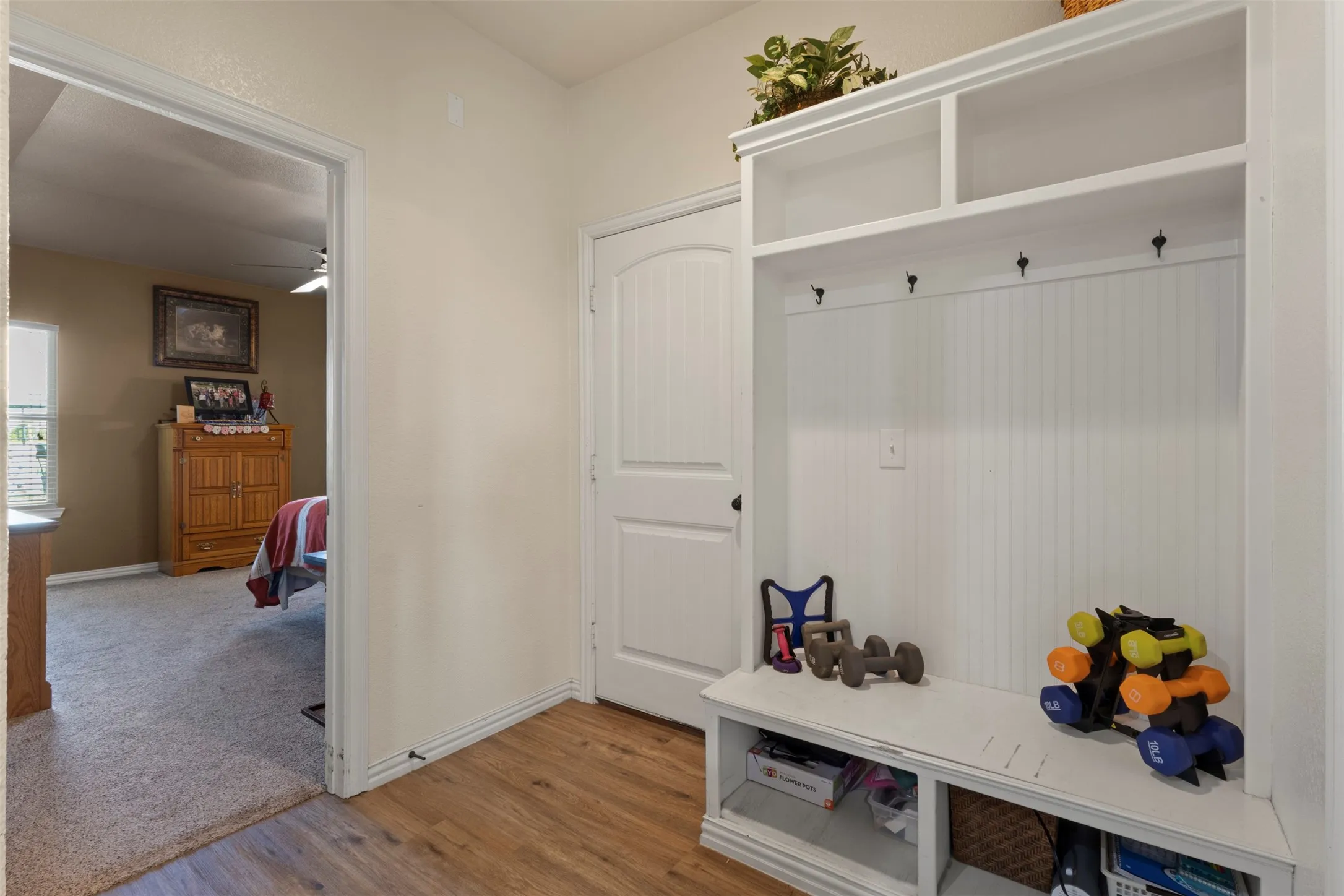 Single Family Residence For Sale in Collin County , 5715 Fm 547, Farmersville, Texas 75442, 3 Bedroom, 2 Bathroom, 2 Garage spaces, 1,994 Sqft, built in 2017, mls#21397107, Real Estate Agent in Farmersville, Homes For Sale in Collin county, Homes For Sale in Farmersville, Realtor in Farmersville Texas, Real Estate Brokerage Independent Realty Texas, Luminita Cordes Realtor