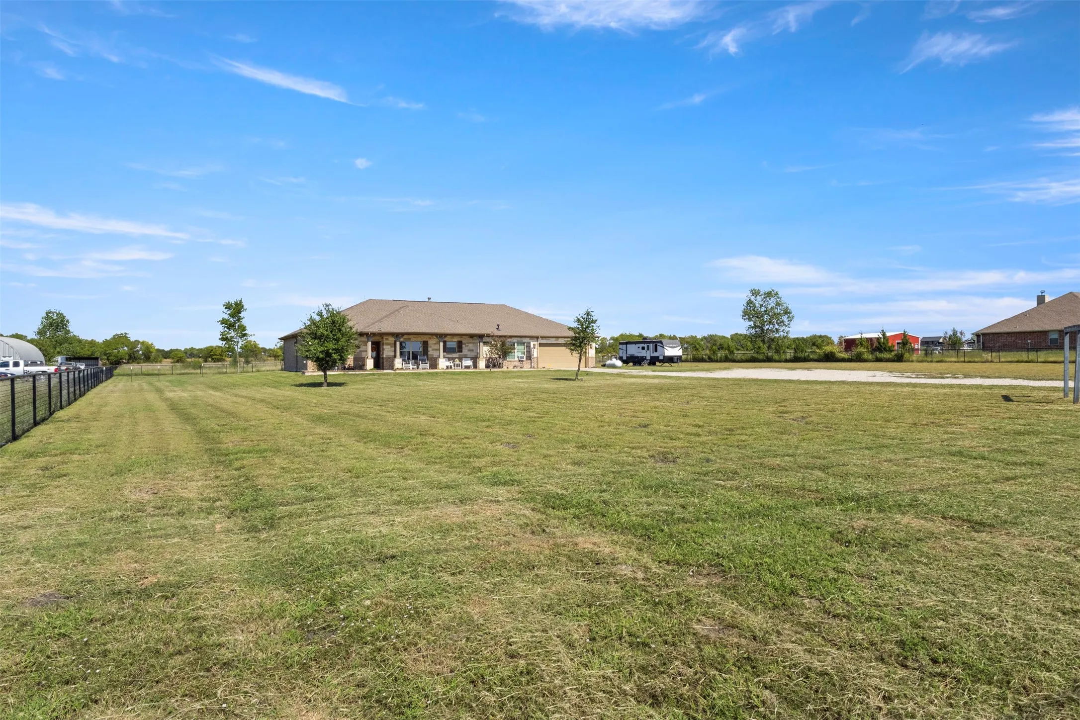 Single Family Residence For Sale in Collin County , 5715 Fm 547, Farmersville, Texas 75442, 3 Bedroom, 2 Bathroom, 2 Garage spaces, 1,994 Sqft, built in 2017, mls#21397107, Real Estate Agent in Farmersville, Homes For Sale in Collin county, Homes For Sale in Farmersville, Realtor in Farmersville Texas, Real Estate Brokerage Independent Realty Texas, Luminita Cordes Realtor