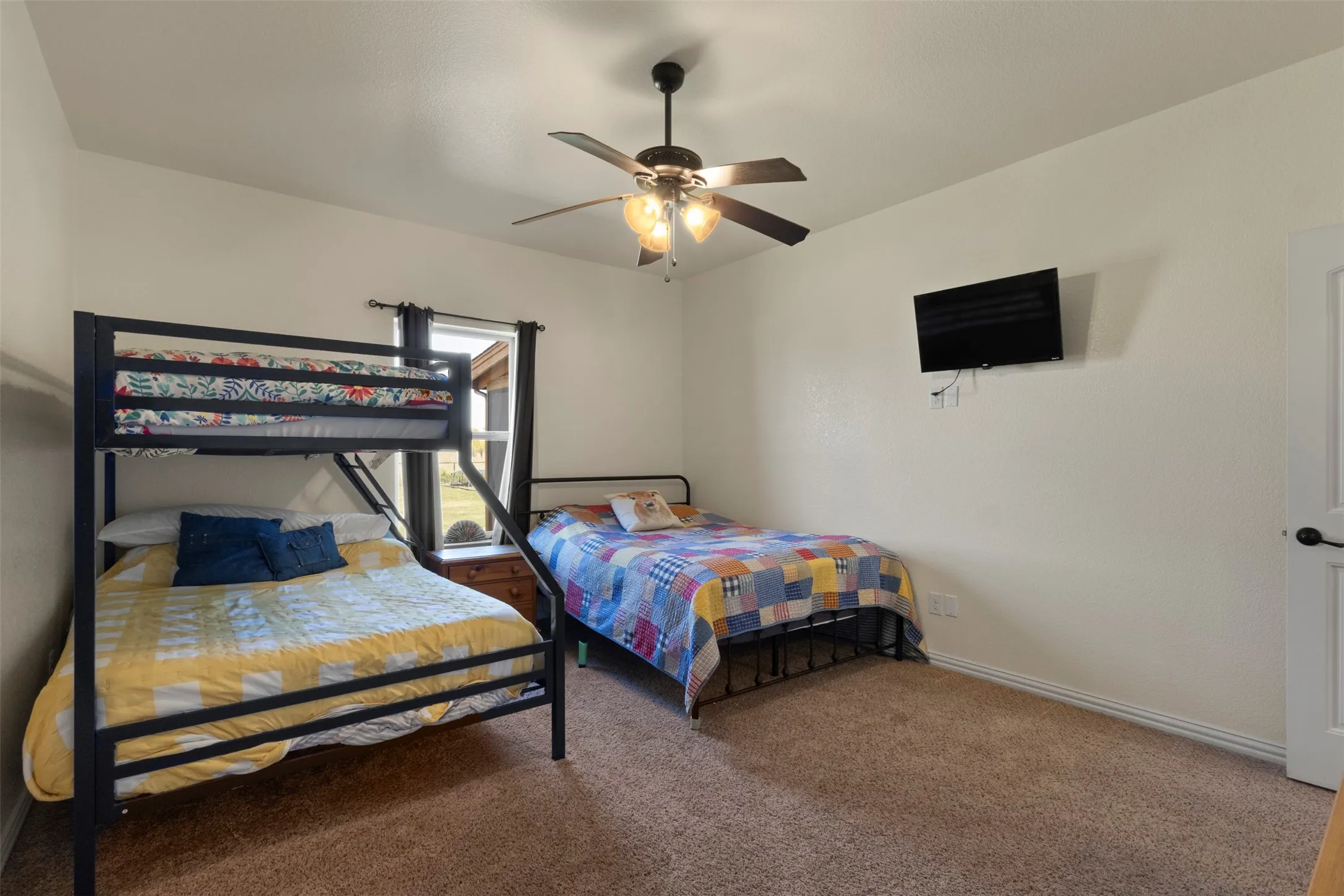 Single Family Residence For Sale in Collin County , 5715 Fm 547, Farmersville, Texas 75442, 3 Bedroom, 2 Bathroom, 2 Garage spaces, 1,994 Sqft, built in 2017, mls#21397107, Real Estate Agent in Farmersville, Homes For Sale in Collin county, Homes For Sale in Farmersville, Realtor in Farmersville Texas, Real Estate Brokerage Independent Realty Texas, Luminita Cordes Realtor