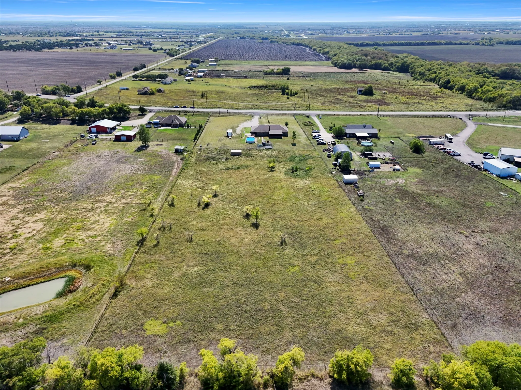 Single Family Residence For Sale in Collin County , 5715 Fm 547, Farmersville, Texas 75442, 3 Bedroom, 2 Bathroom, 2 Garage spaces, 1,994 Sqft, built in 2017, mls#21397107, Real Estate Agent in Farmersville, Homes For Sale in Collin county, Homes For Sale in Farmersville, Realtor in Farmersville Texas, Real Estate Brokerage Independent Realty Texas, Luminita Cordes Realtor