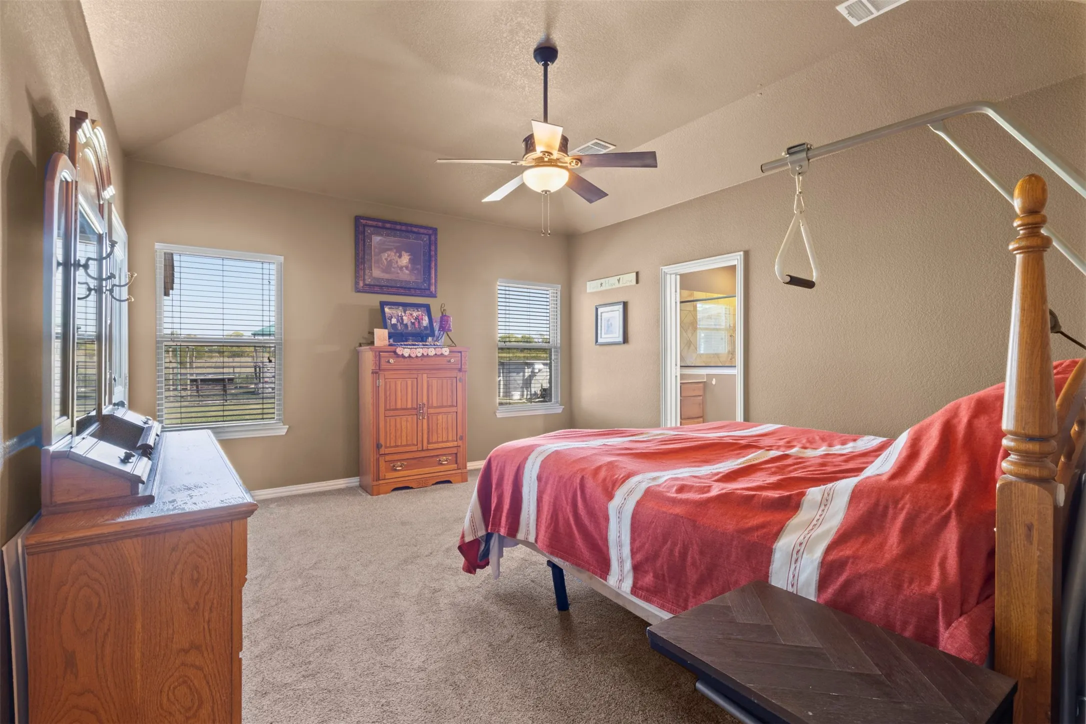 Single Family Residence For Sale in Collin County , 5715 Fm 547, Farmersville, Texas 75442, 3 Bedroom, 2 Bathroom, 2 Garage spaces, 1,994 Sqft, built in 2017, mls#21397107, Real Estate Agent in Farmersville, Homes For Sale in Collin county, Homes For Sale in Farmersville, Realtor in Farmersville Texas, Real Estate Brokerage Independent Realty Texas, Luminita Cordes Realtor