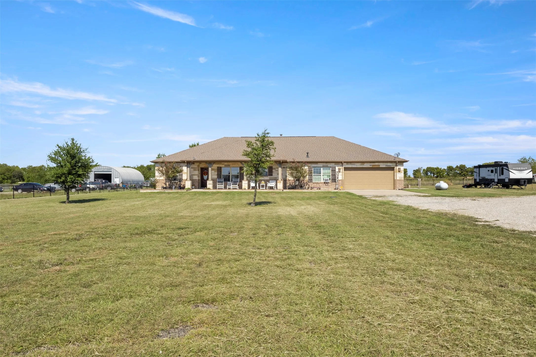 Single Family Residence For Sale in Collin County , 5715 Fm 547, Farmersville, Texas 75442, 3 Bedroom, 2 Bathroom, 2 Garage spaces, 1,994 Sqft, built in 2017, mls#21397107, Real Estate Agent in Farmersville, Homes For Sale in Collin county, Homes For Sale in Farmersville, Realtor in Farmersville Texas, Real Estate Brokerage Independent Realty Texas, Luminita Cordes Realtor