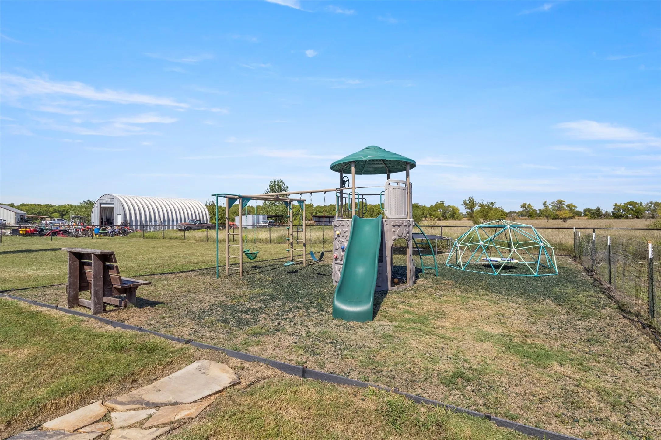 Single Family Residence For Sale in Collin County , 5715 Fm 547, Farmersville, Texas 75442, 3 Bedroom, 2 Bathroom, 2 Garage spaces, 1,994 Sqft, built in 2017, mls#21397107, Real Estate Agent in Farmersville, Homes For Sale in Collin county, Homes For Sale in Farmersville, Realtor in Farmersville Texas, Real Estate Brokerage Independent Realty Texas, Luminita Cordes Realtor