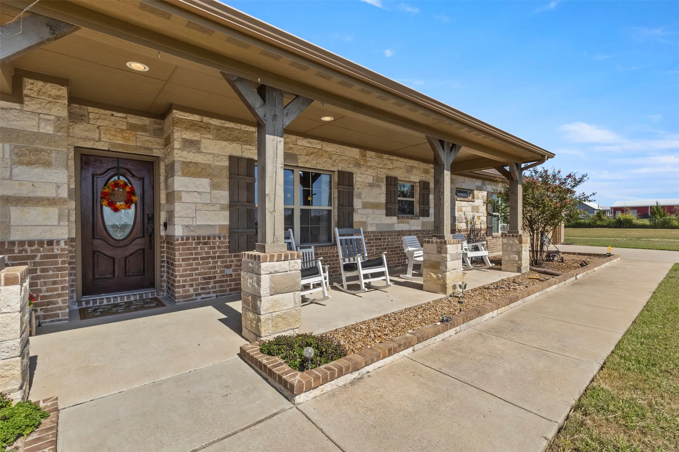 Single Family Residence For Sale in Collin County , 5715 Fm 547, Farmersville, Texas 75442, 3 Bedroom, 2 Bathroom, 2 Garage spaces, 1,994 Sqft, built in 2017, mls#21397107, Real Estate Agent in Farmersville, Homes For Sale in Collin county, Homes For Sale in Farmersville, Realtor in Farmersville Texas, Real Estate Brokerage Independent Realty Texas, Luminita Cordes Realtor