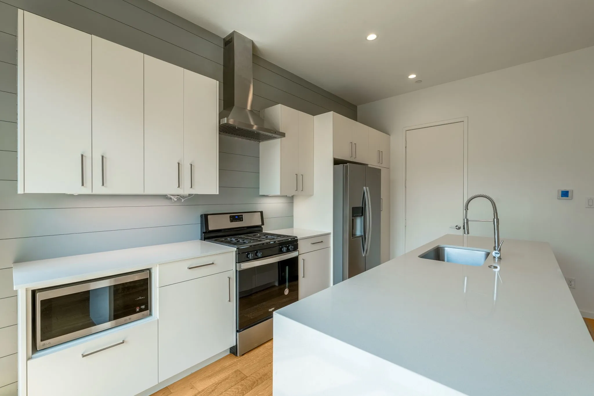 Condominium For Rent in Dallas County , 3812 San Jacinto Street 203, Dallas, Texas 75204, 2 Bedroom, 3 Bathroom, 2 Garage spaces, 1,479 Sqft, built in 2020, mls#21397105, Real Estate Agent in Dallas, Homes For Rent in Dallas county, Homes For Rent in Dallas, Realtor in Dallas Texas, Real Estate Brokerage Independent Realty Texas, Luminita Cordes Realtor