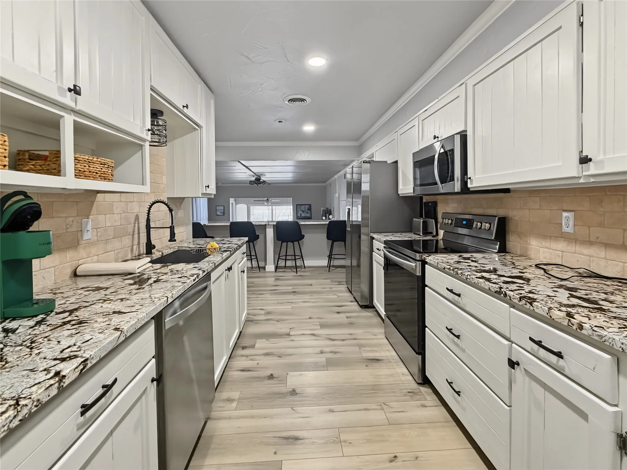 Single Family Residence For Sale in Parker County , 124 Marina View Court, Weatherford, Texas 76087, 2 Bedroom, 2 Bathroom, Garage spaces, 1,412 Sqft, built in 2025, mls#21395359, Real Estate Agent in Weatherford, Homes For Sale in Parker county, Homes For Sale in Weatherford, Realtor in Weatherford Texas, Real Estate Brokerage Independent Realty Texas, Luminita Cordes Realtor