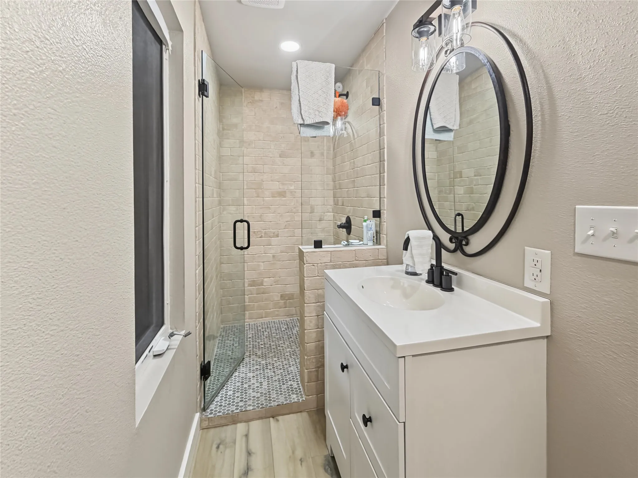 Single Family Residence For Sale in Parker County , 124 Marina View Court, Weatherford, Texas 76087, 2 Bedroom, 2 Bathroom, Garage spaces, 1,412 Sqft, built in 2025, mls#21395359, Real Estate Agent in Weatherford, Homes For Sale in Parker county, Homes For Sale in Weatherford, Realtor in Weatherford Texas, Real Estate Brokerage Independent Realty Texas, Luminita Cordes Realtor