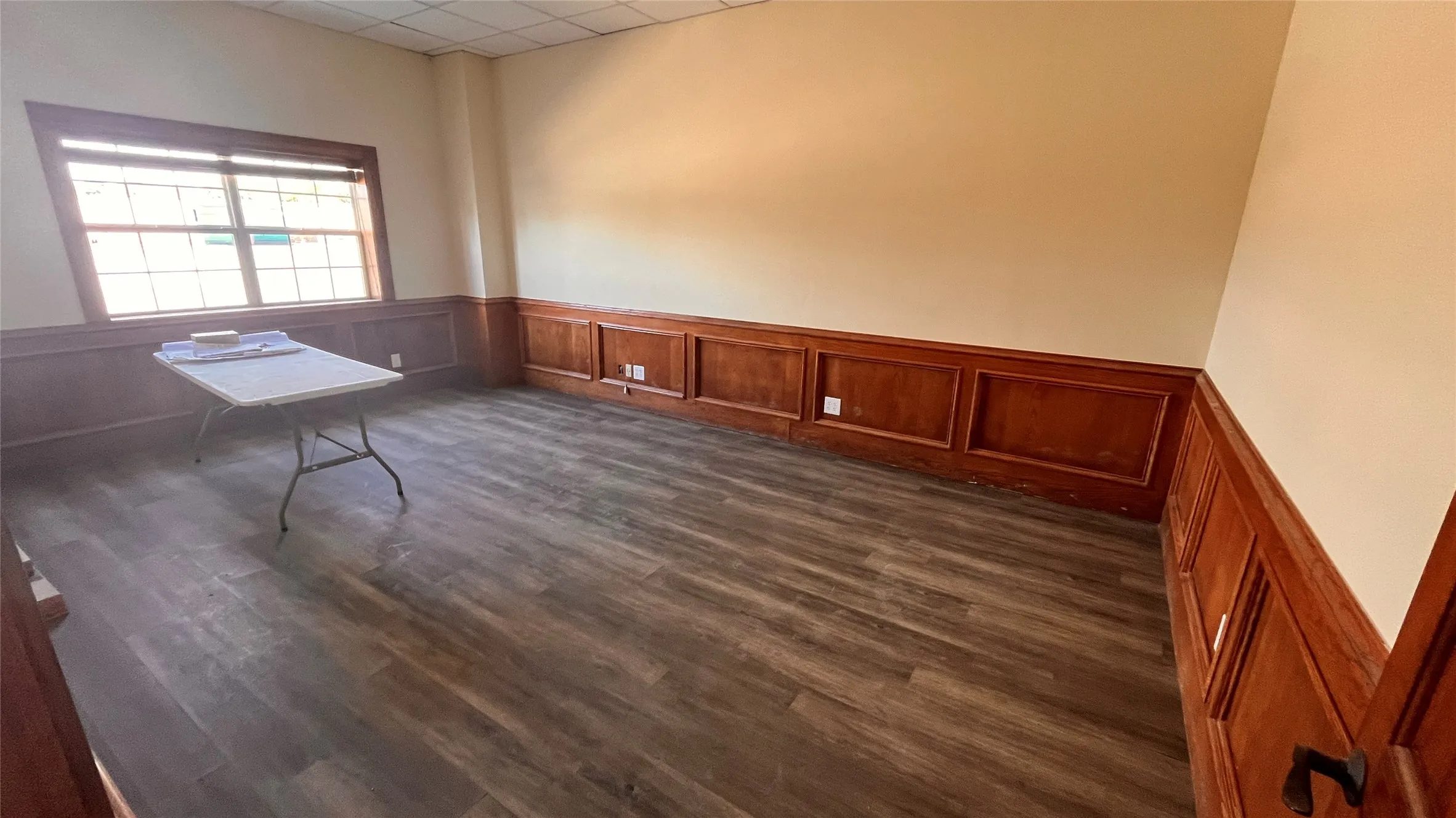 Industrial For Rent in Collin County , 474 N Hays Road F1, Prosper, Texas 75078, 0, 0, Garage spaces, 5,400 Sqft, built in 2004, mls#21389246, Real Estate Agent in Prosper, Homes For Rent in Collin county, Homes For Rent in Prosper, Realtor in Prosper Texas, Real Estate Brokerage Independent Realty Texas, Luminita Cordes Realtor