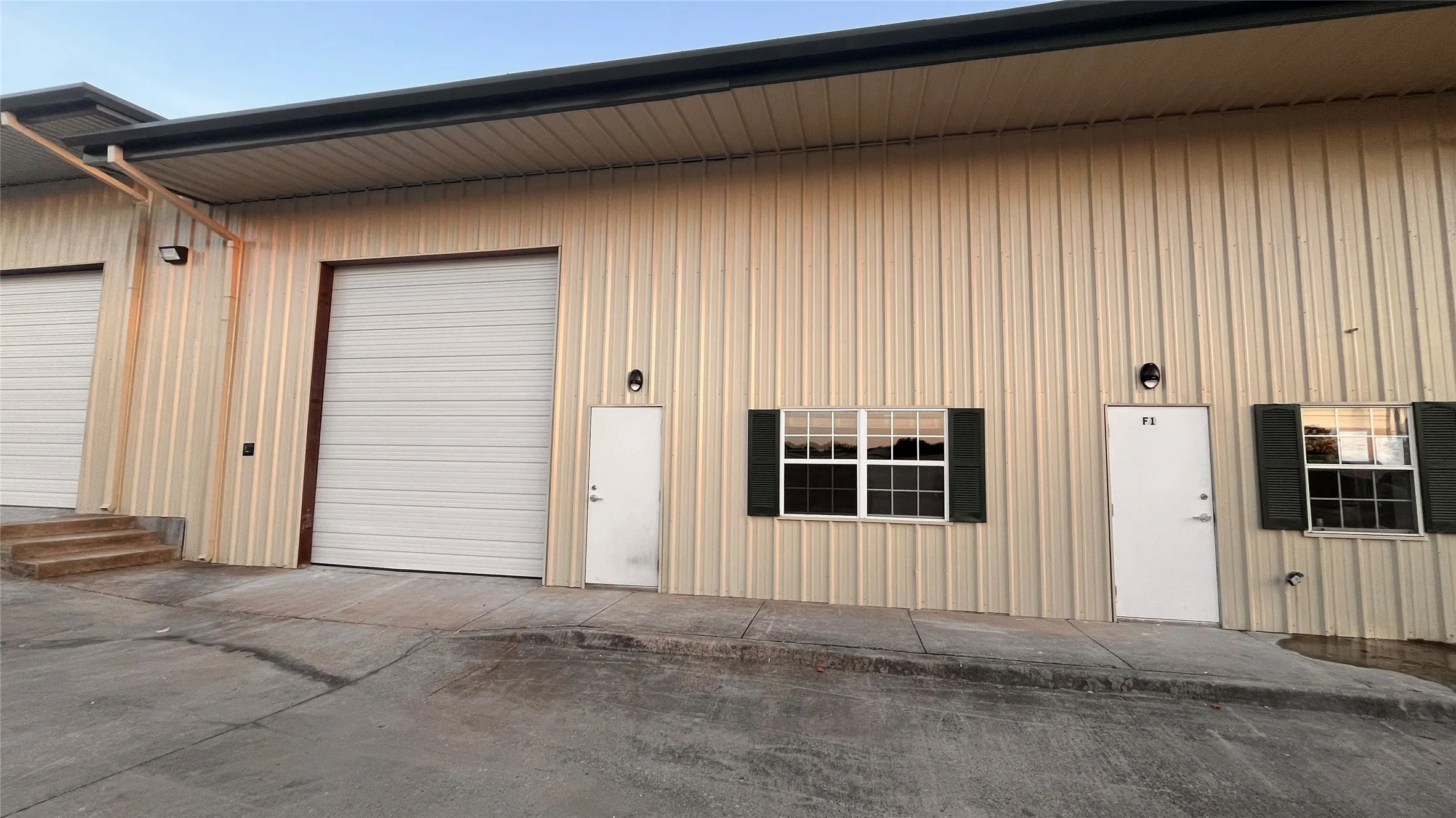 Industrial For Rent in Collin County , 474 N Hays Road F1, Prosper, Texas 75078, 0, 0, Garage spaces, 5,400 Sqft, built in 2004, mls#21389246, Real Estate Agent in Prosper, Homes For Rent in Collin county, Homes For Rent in Prosper, Realtor in Prosper Texas, Real Estate Brokerage Independent Realty Texas, Luminita Cordes Realtor