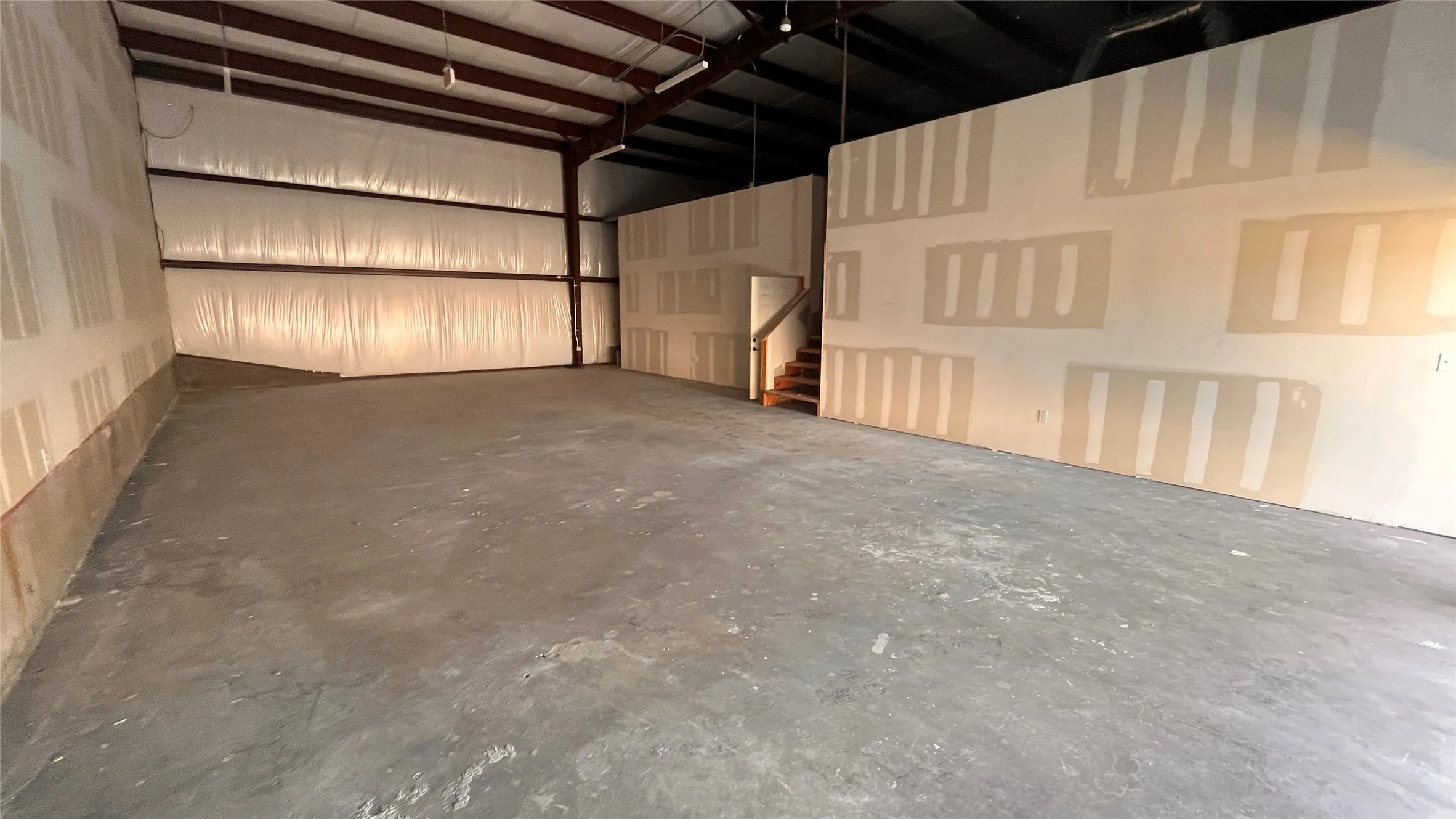 Industrial For Rent in Collin County , 474 N Hays Road F1, Prosper, Texas 75078, 0, 0, Garage spaces, 5,400 Sqft, built in 2004, mls#21389246, Real Estate Agent in Prosper, Homes For Rent in Collin county, Homes For Rent in Prosper, Realtor in Prosper Texas, Real Estate Brokerage Independent Realty Texas, Luminita Cordes Realtor