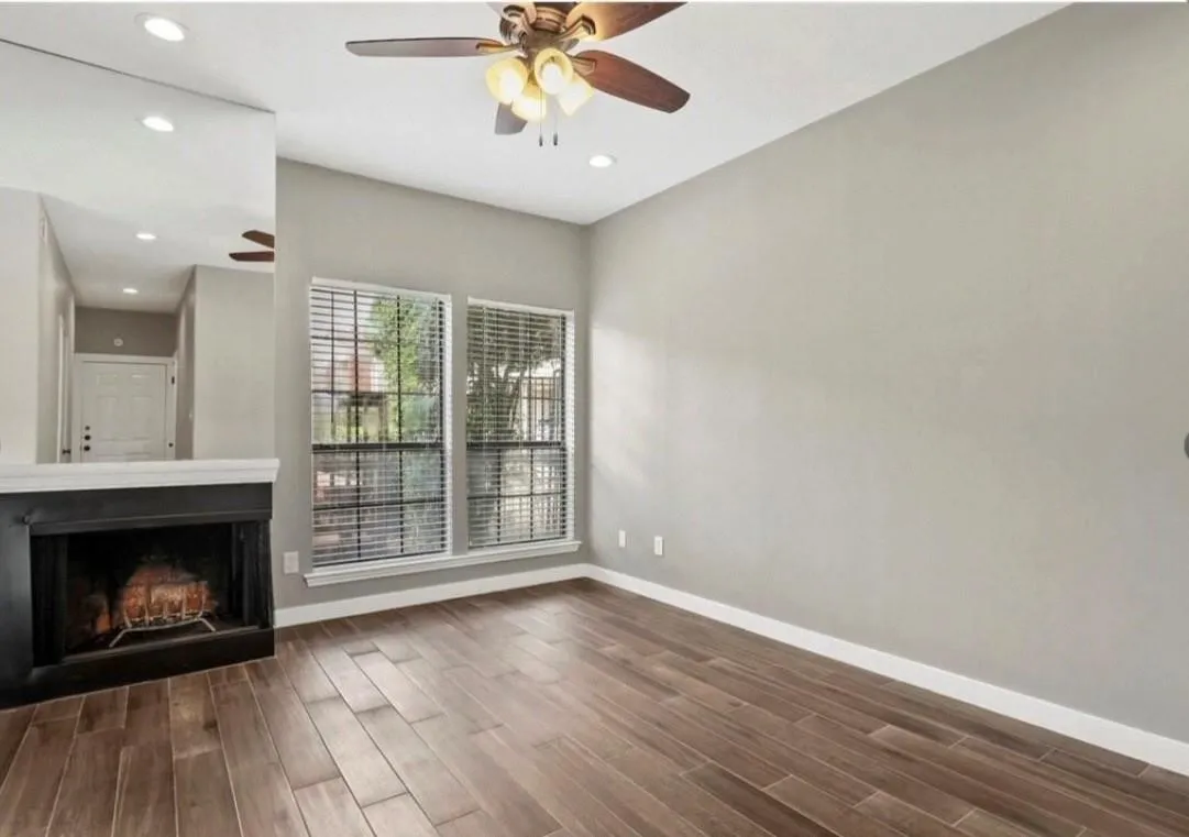 Condominium For Rent in Dallas County , 5100 Verde valley lane 111, Dallas, Texas 75254, 1 Bedroom, 2 Bathroom, Garage spaces, 985 Sqft, built in 1982, mls#21396741, Real Estate Agent in Dallas, Homes For Rent in Dallas county, Homes For Rent in Dallas, Realtor in Dallas Texas, Real Estate Brokerage Independent Realty Texas, Luminita Cordes Realtor