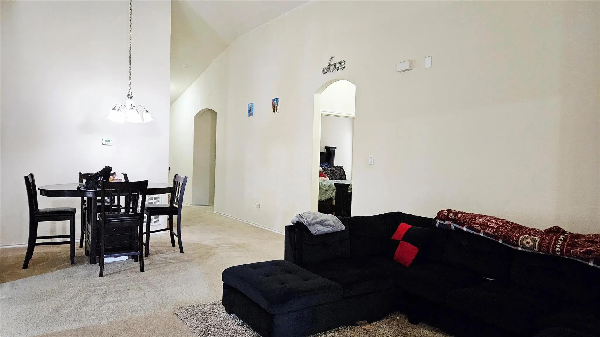 Single Family Residence For Rent in Tarrant County , 3121 Evangeline Road, Fort Worth, Texas 76140, 3 Bedroom, 2 Bathroom, 2 Garage spaces, 1,978 Sqft, built in 2006, mls#21397127, Real Estate Agent in Fort Worth, Homes For Rent in Tarrant county, Homes For Rent in Fort Worth, Realtor in Fort Worth Texas, Real Estate Brokerage Independent Realty Texas, Luminita Cordes Realtor