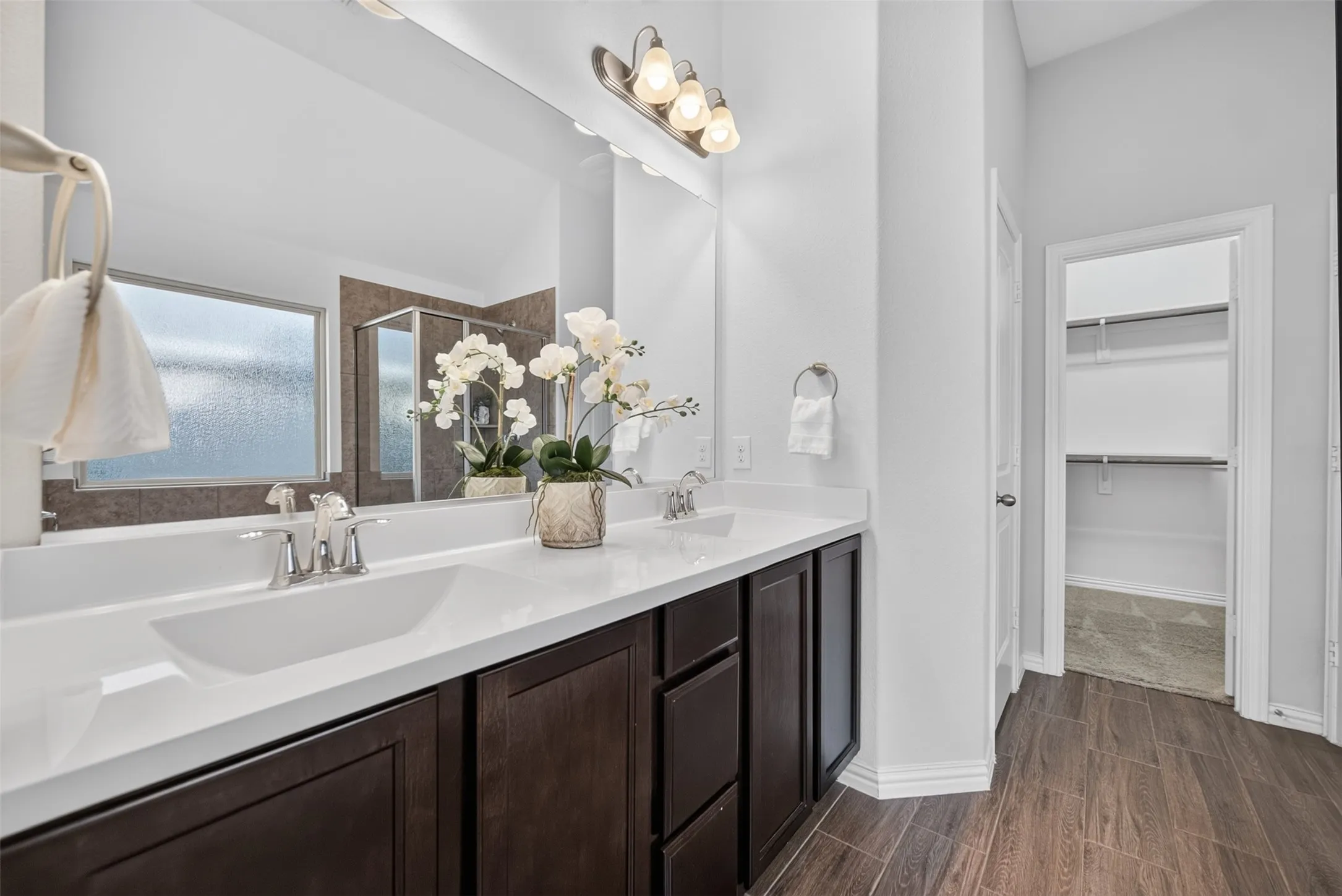 Single Family Residence For Rent in Denton County , 1352 Lake Grove Drive, Little Elm, Texas 75068, 4 Bedroom, 4 Bathroom, 2 Garage spaces, 2,423 Sqft, built in 2019, mls#21396598, Real Estate Agent in Little Elm, Homes For Rent in Denton county, Homes For Rent in Little Elm, Realtor in Little Elm Texas, Real Estate Brokerage Independent Realty Texas, Luminita Cordes Realtor
