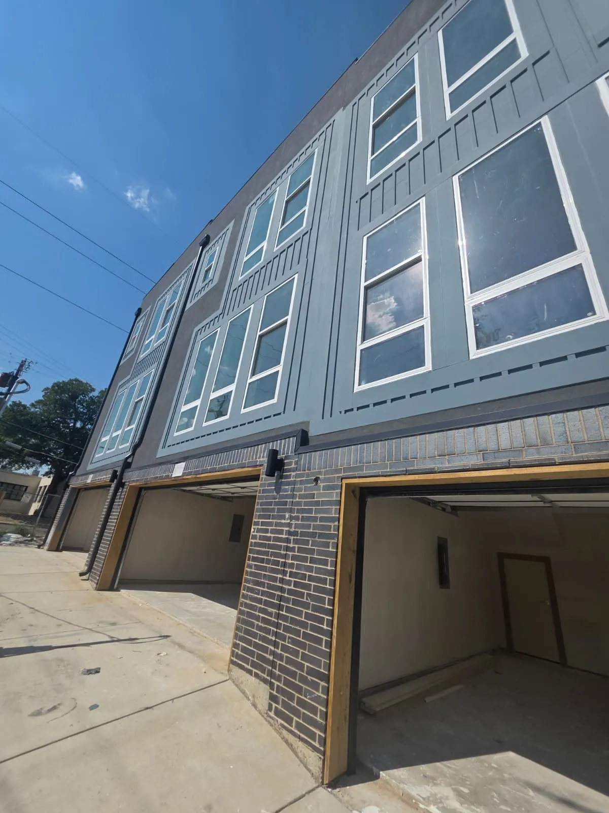 Quadruplex For Sale in Dallas County , 2514 Lucas Drive 101-105, Dallas, Texas 75219, 10 Bedroom, 20 Bathroom, 2 Garage spaces, 8,505 Sqft, built in 2026, mls#21382761, Real Estate Agent in Dallas, Homes For Sale in Dallas county, Homes For Sale in Dallas, Realtor in Dallas Texas, Real Estate Brokerage Independent Realty Texas, Luminita Cordes Realtor
