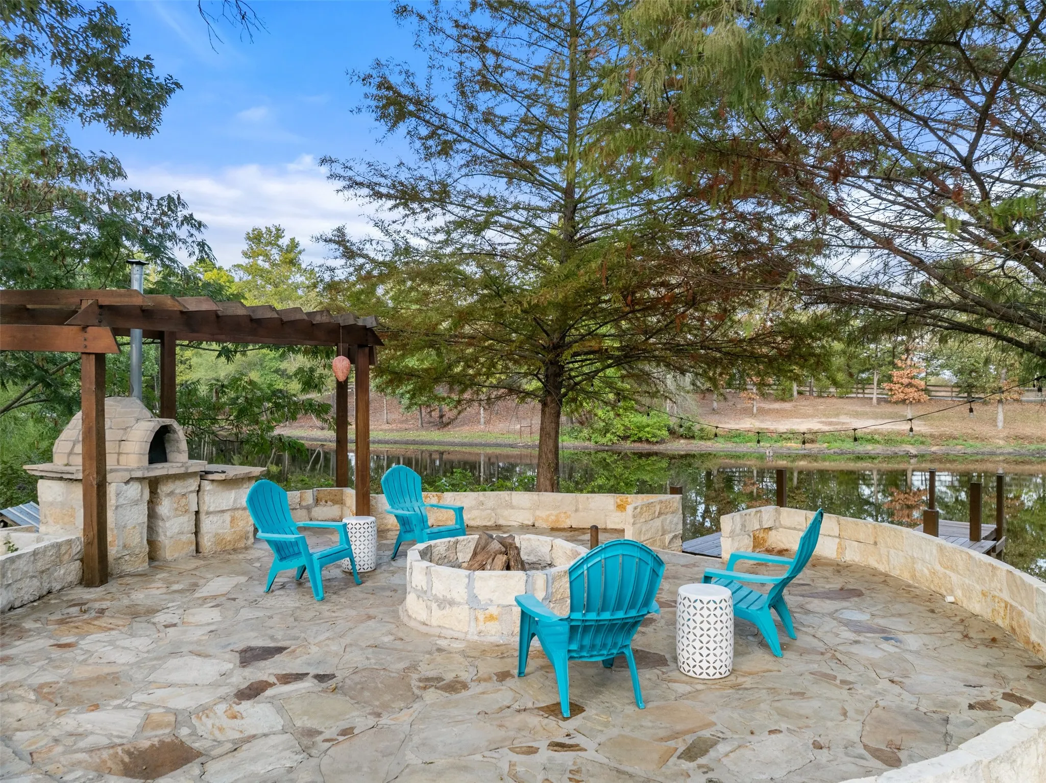 Single Family Residence For Sale in Wood County , 3464 FM 1254, Mineola, Texas 75773, 4 Bedroom, 2 Bathroom, Garage spaces, 2,722 Sqft, built in 2002, mls#21396437, Real Estate Agent in Mineola, Homes For Sale in Wood county, Homes For Sale in Mineola, Realtor in Mineola Texas, Real Estate Brokerage Independent Realty Texas, Luminita Cordes Realtor
