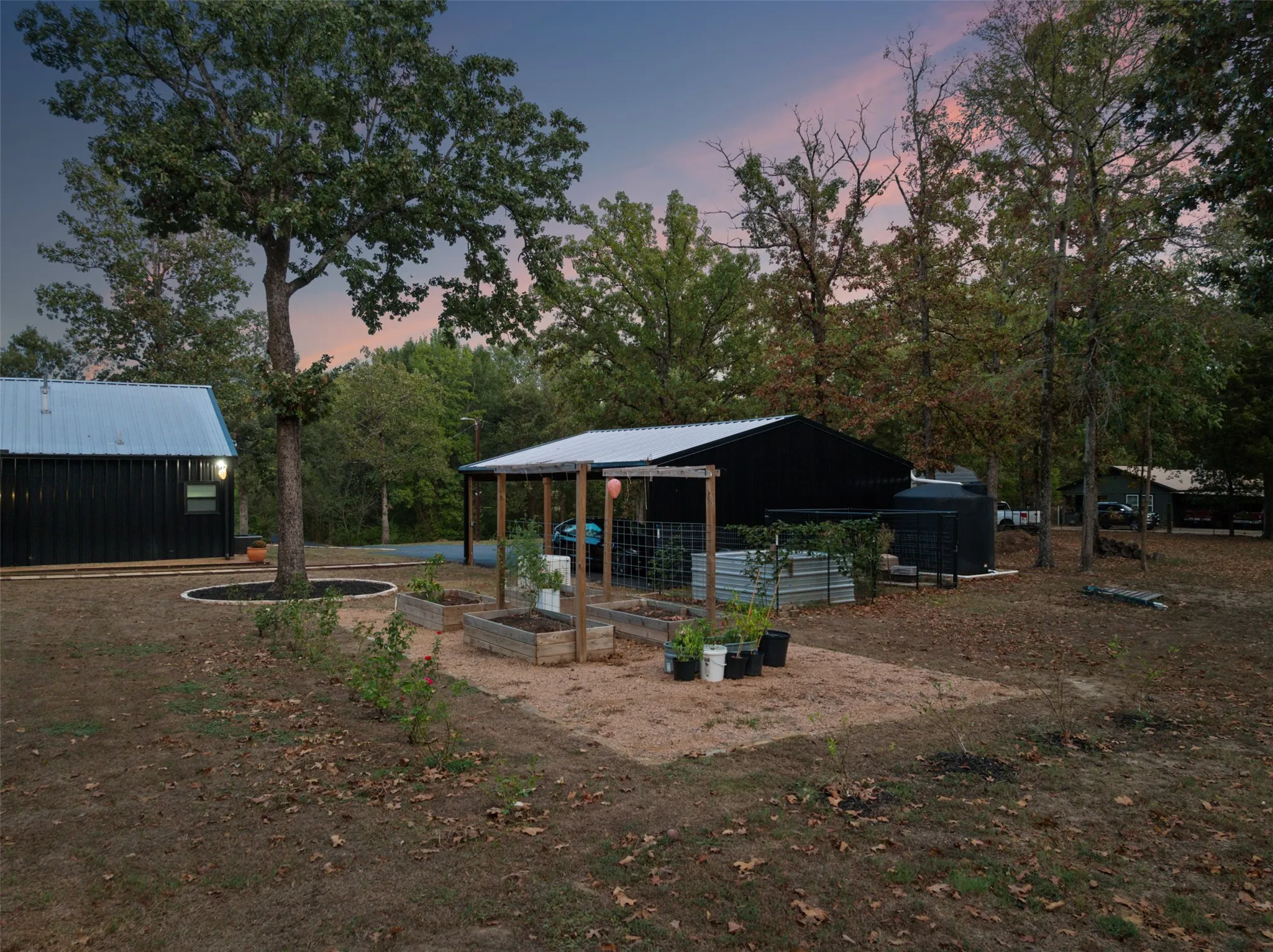 Single Family Residence For Sale in Wood County , 3464 FM 1254, Mineola, Texas 75773, 4 Bedroom, 2 Bathroom, Garage spaces, 2,722 Sqft, built in 2002, mls#21396437, Real Estate Agent in Mineola, Homes For Sale in Wood county, Homes For Sale in Mineola, Realtor in Mineola Texas, Real Estate Brokerage Independent Realty Texas, Luminita Cordes Realtor