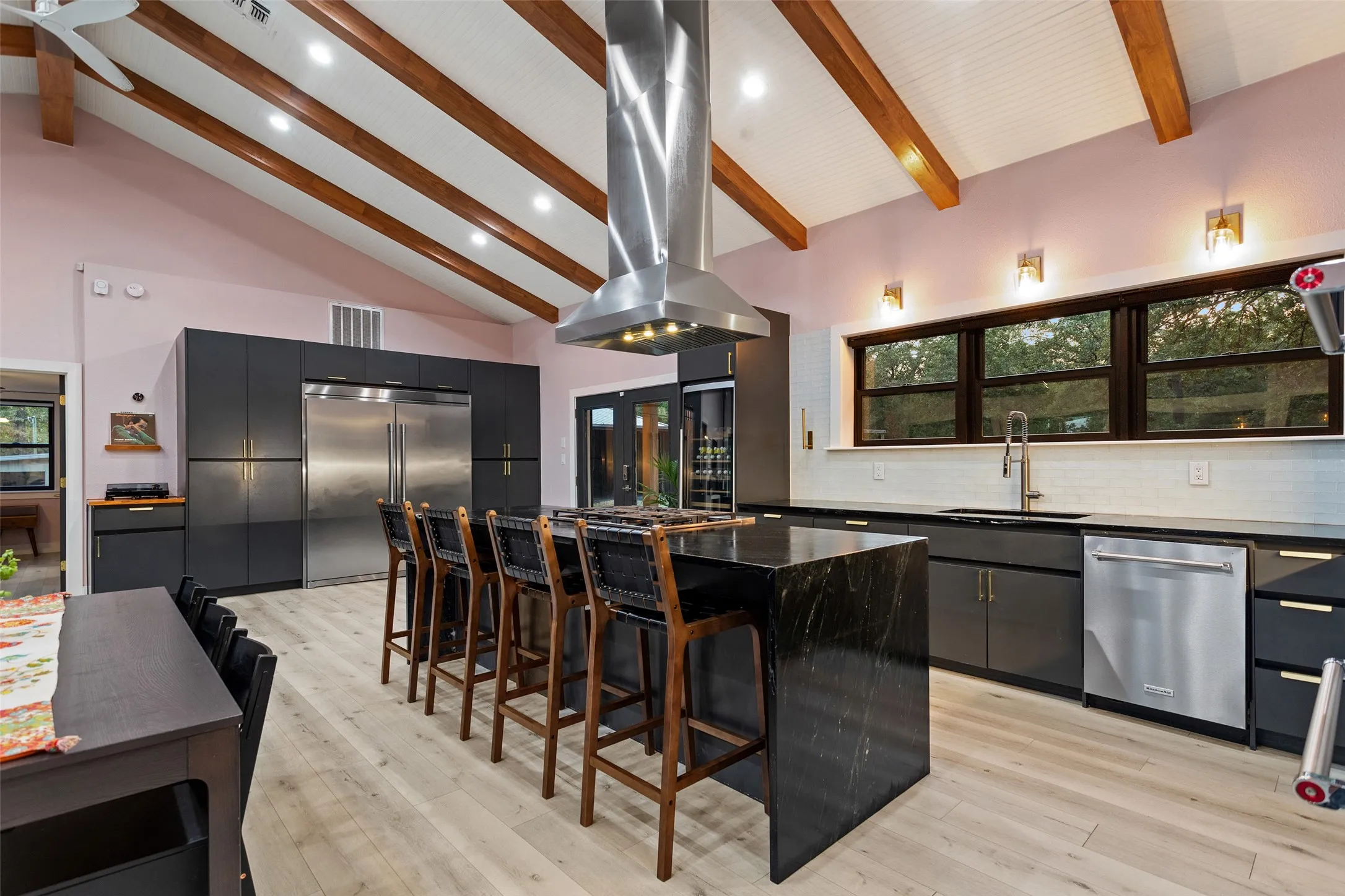 Single Family Residence For Sale in Wood County , 3464 FM 1254, Mineola, Texas 75773, 4 Bedroom, 2 Bathroom, Garage spaces, 2,722 Sqft, built in 2002, mls#21396437, Real Estate Agent in Mineola, Homes For Sale in Wood county, Homes For Sale in Mineola, Realtor in Mineola Texas, Real Estate Brokerage Independent Realty Texas, Luminita Cordes Realtor