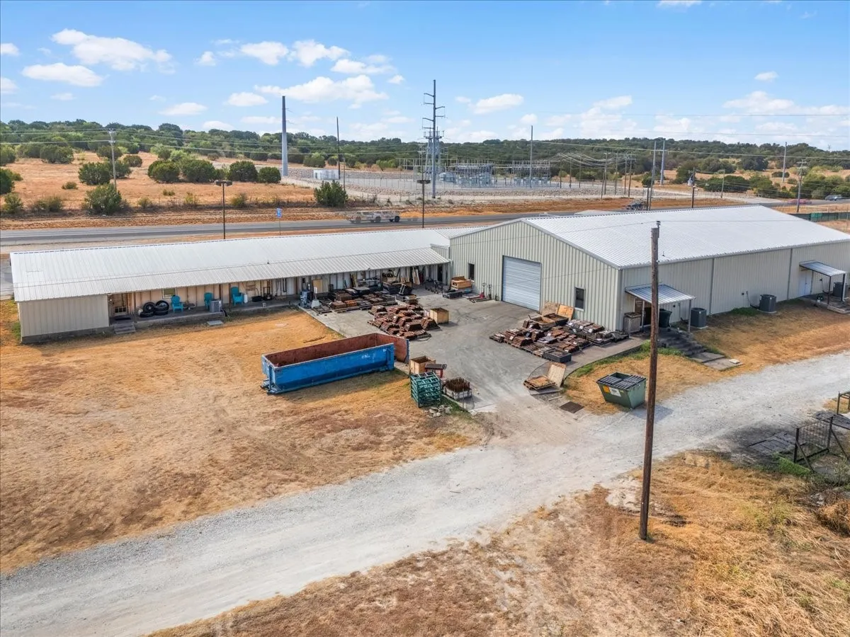 Industrial For Sale in Hood County , 3206 W US Highway 377, Granbury, Texas 76048, 0, 0, Garage spaces, 11,212 Sqft, built in 1998, mls#21397133, Real Estate Agent in Granbury, Homes For Sale in Hood county, Homes For Sale in Granbury, Realtor in Granbury Texas, Real Estate Brokerage Independent Realty Texas, Luminita Cordes Realtor