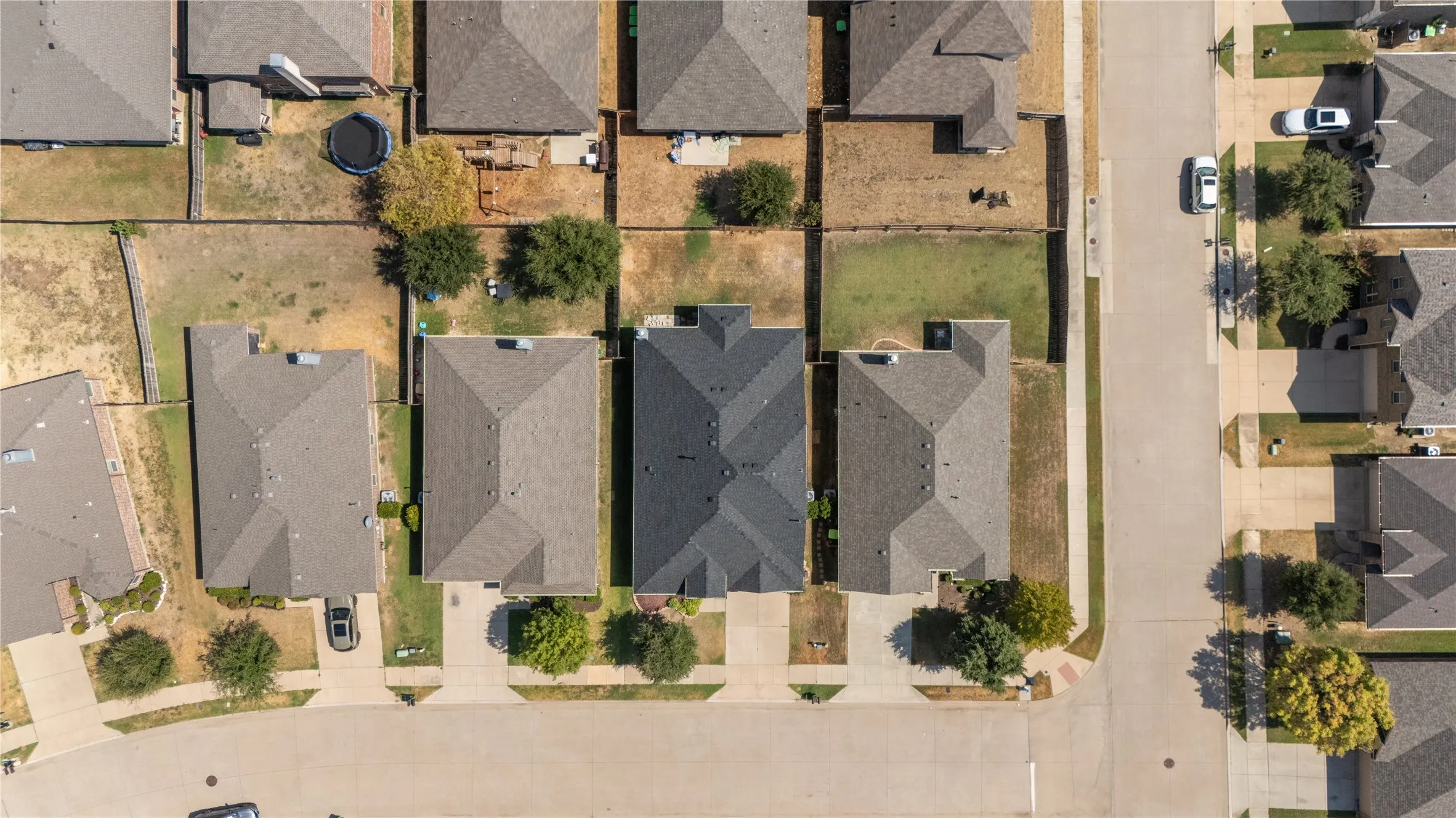 Single Family Residence For Sale in Denton County , 2417 Michelle Creek Drive, Little Elm, Texas 75068, 3 Bedroom, 3 Bathroom, 2 Garage spaces, 2,258 Sqft, built in 2014, mls#21397104, Real Estate Agent in Little Elm, Homes For Sale in Denton county, Homes For Sale in Little Elm, Realtor in Little Elm Texas, Real Estate Brokerage Independent Realty Texas, Luminita Cordes Realtor