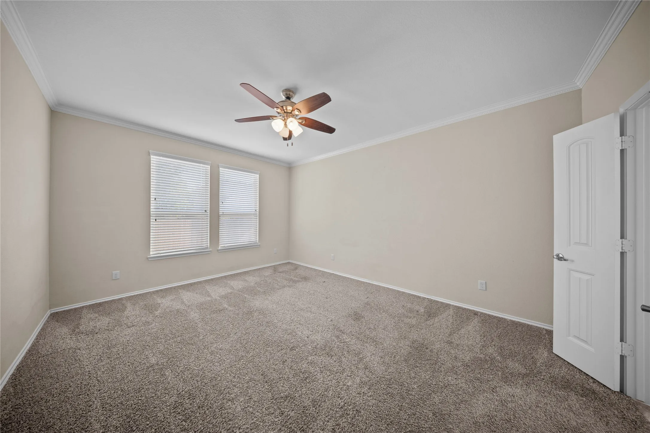 Single Family Residence For Sale in Denton County , 2417 Michelle Creek Drive, Little Elm, Texas 75068, 3 Bedroom, 3 Bathroom, 2 Garage spaces, 2,258 Sqft, built in 2014, mls#21397104, Real Estate Agent in Little Elm, Homes For Sale in Denton county, Homes For Sale in Little Elm, Realtor in Little Elm Texas, Real Estate Brokerage Independent Realty Texas, Luminita Cordes Realtor