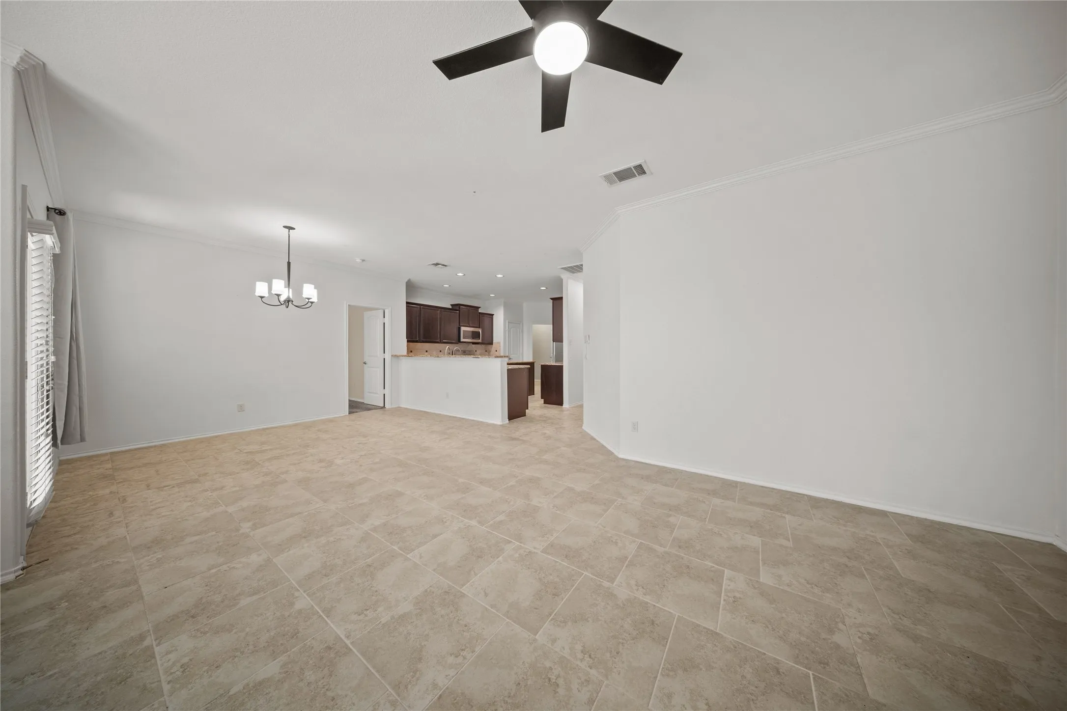Single Family Residence For Sale in Denton County , 2417 Michelle Creek Drive, Little Elm, Texas 75068, 3 Bedroom, 3 Bathroom, 2 Garage spaces, 2,258 Sqft, built in 2014, mls#21397104, Real Estate Agent in Little Elm, Homes For Sale in Denton county, Homes For Sale in Little Elm, Realtor in Little Elm Texas, Real Estate Brokerage Independent Realty Texas, Luminita Cordes Realtor