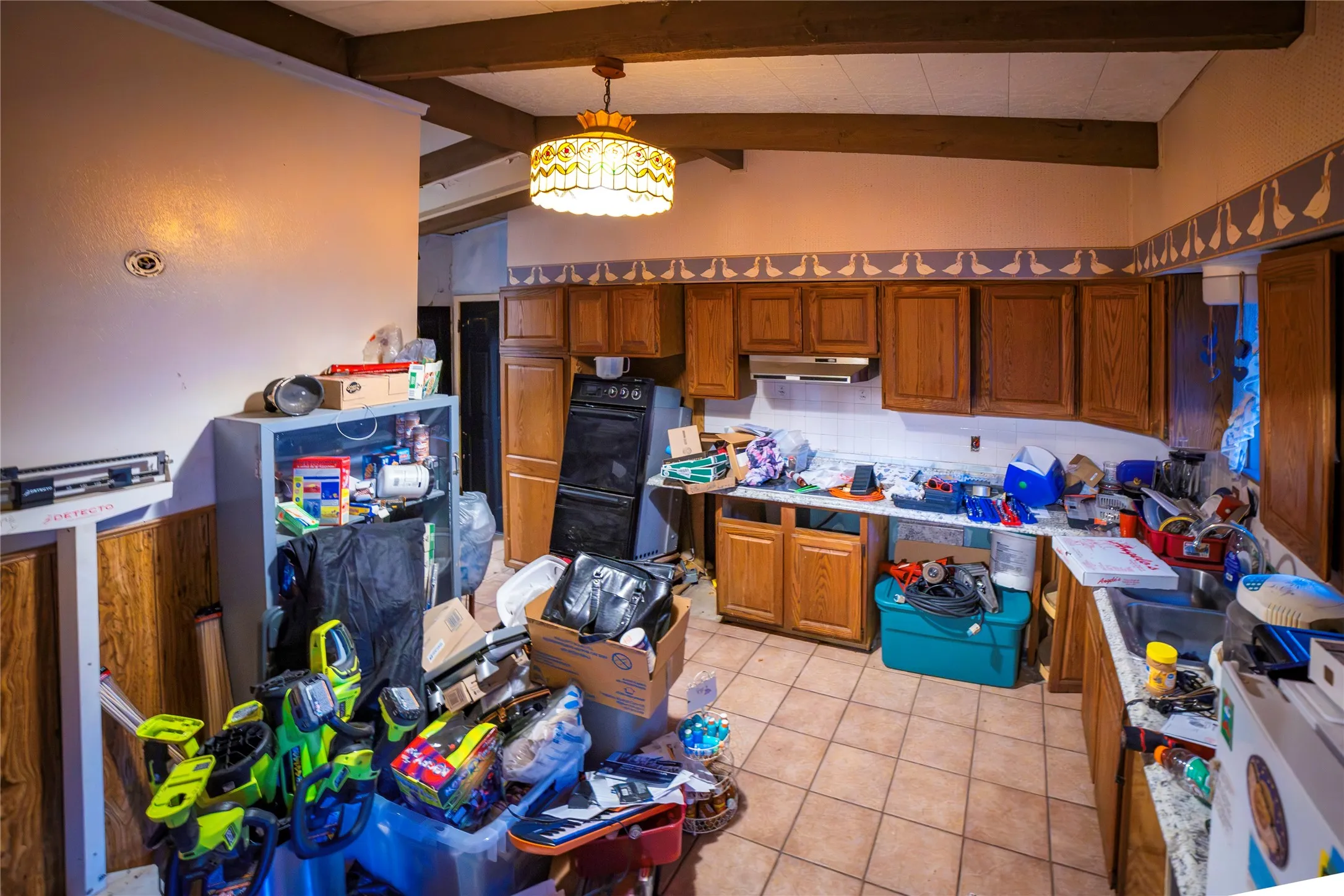 Single Family Residence For Sale in Dallas County , 1720 Salem Street, Irving, Texas 75061, 7 Bedroom, 2 Bathroom, 1 Garage spaces, 3,637 Sqft, built in 1956, mls#21396070, Real Estate Agent in Irving, Homes For Sale in Dallas county, Homes For Sale in Irving, Realtor in Irving Texas, Real Estate Brokerage Independent Realty Texas, Luminita Cordes Realtor
