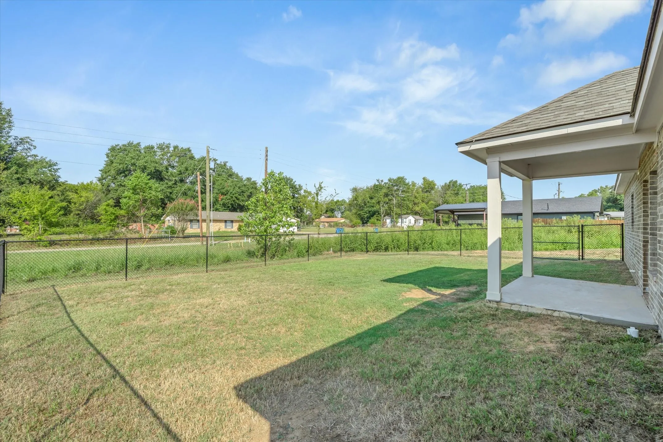Single Family Residence For Sale in Van Zandt County , 135 Spruce, Van, Texas 75790, 3 Bedroom, 2 Bathroom, Garage spaces, 1,397 Sqft, built in 2024, mls#21397141, Real Estate Agent in Van, Homes For Sale in Van Zandt county, Homes For Sale in Van, Realtor in Van Texas, Real Estate Brokerage Independent Realty Texas, Luminita Cordes Realtor