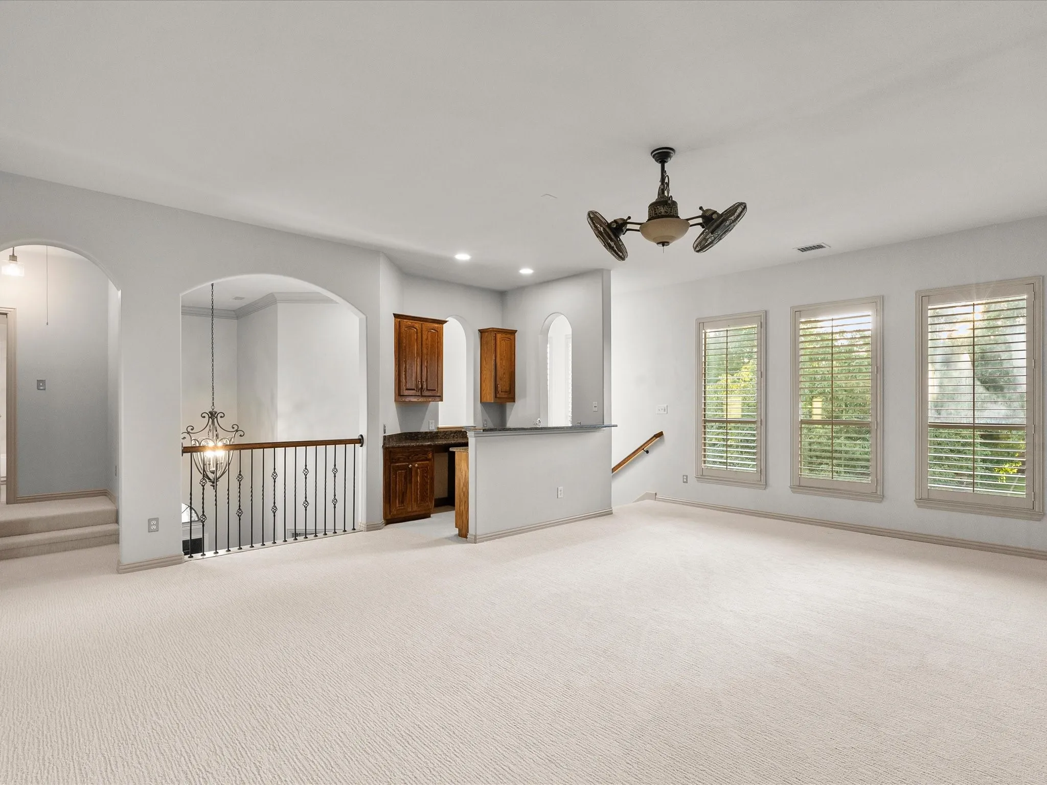Single Family Residence For Sale in Denton County , 2948 Clearfork Trail, Frisco, Texas 75034, 4 Bedroom, 4 Bathroom, 2 Garage spaces, 4,271 Sqft, built in 2007, mls#21395061, Real Estate Agent in Frisco, Homes For Sale in Denton county, Homes For Sale in Frisco, Realtor in Frisco Texas, Real Estate Brokerage Independent Realty Texas, Luminita Cordes Realtor