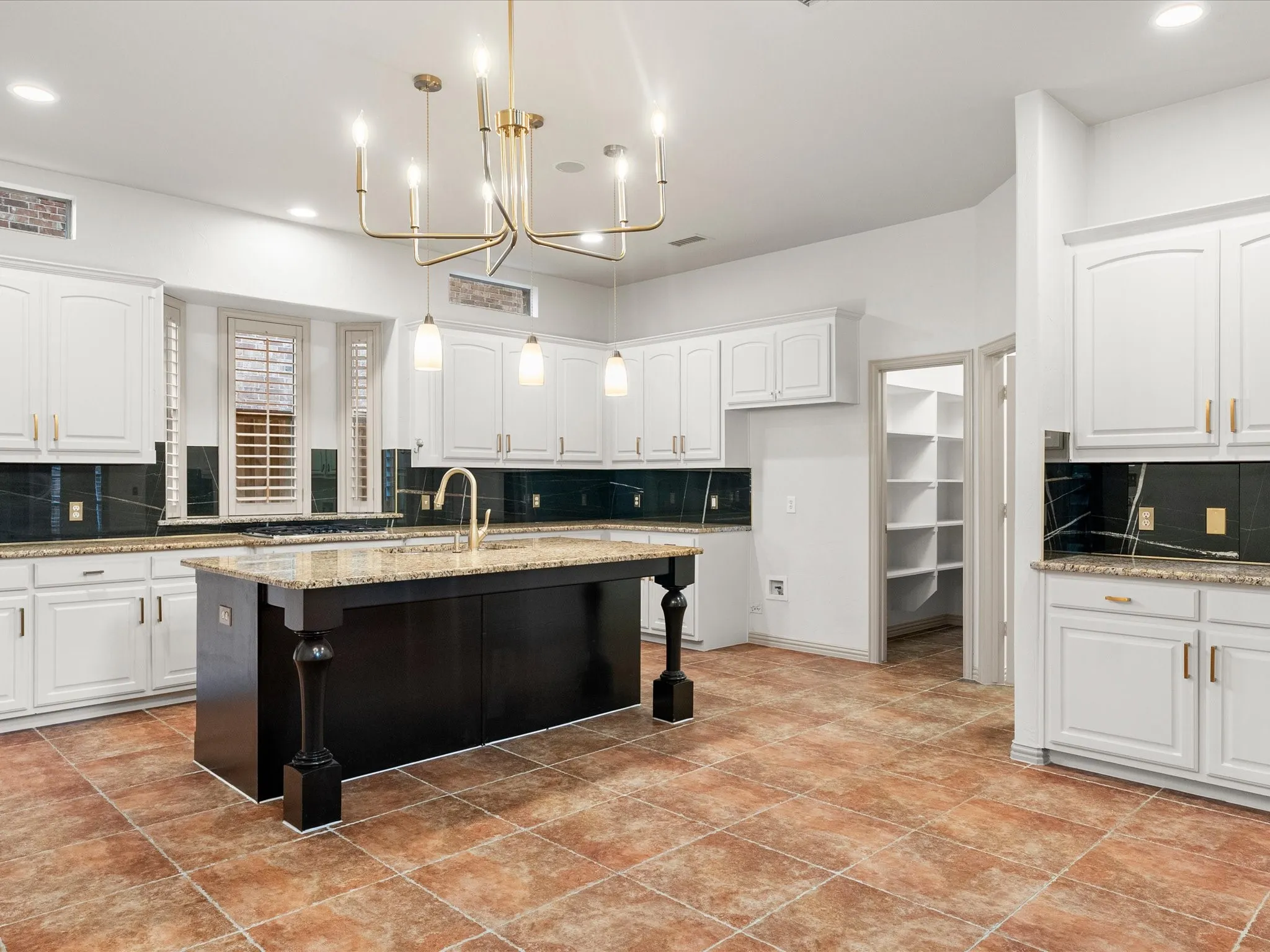 Single Family Residence For Sale in Denton County , 2948 Clearfork Trail, Frisco, Texas 75034, 4 Bedroom, 4 Bathroom, 2 Garage spaces, 4,271 Sqft, built in 2007, mls#21395061, Real Estate Agent in Frisco, Homes For Sale in Denton county, Homes For Sale in Frisco, Realtor in Frisco Texas, Real Estate Brokerage Independent Realty Texas, Luminita Cordes Realtor
