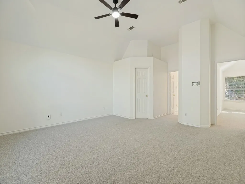 Single Family Residence For Sale in Collin County , 2032 Liverpool Drive, Plano, Texas 75025, 4 Bedroom, 3 Bathroom, 2 Garage spaces, 2,860 Sqft, built in 1990, mls#21397067, Real Estate Agent in Plano, Homes For Sale in Collin county, Homes For Sale in Plano, Realtor in Plano Texas, Real Estate Brokerage Independent Realty Texas, Luminita Cordes Realtor