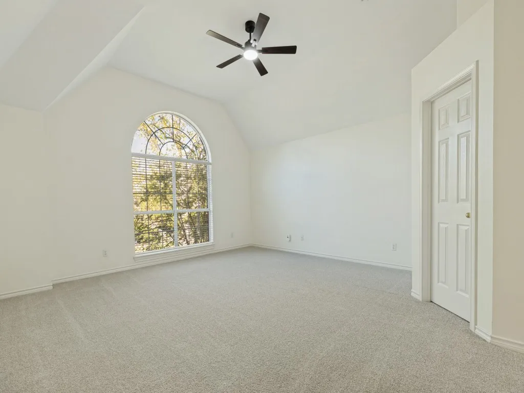 Single Family Residence For Sale in Collin County , 2032 Liverpool Drive, Plano, Texas 75025, 4 Bedroom, 3 Bathroom, 2 Garage spaces, 2,860 Sqft, built in 1990, mls#21397067, Real Estate Agent in Plano, Homes For Sale in Collin county, Homes For Sale in Plano, Realtor in Plano Texas, Real Estate Brokerage Independent Realty Texas, Luminita Cordes Realtor