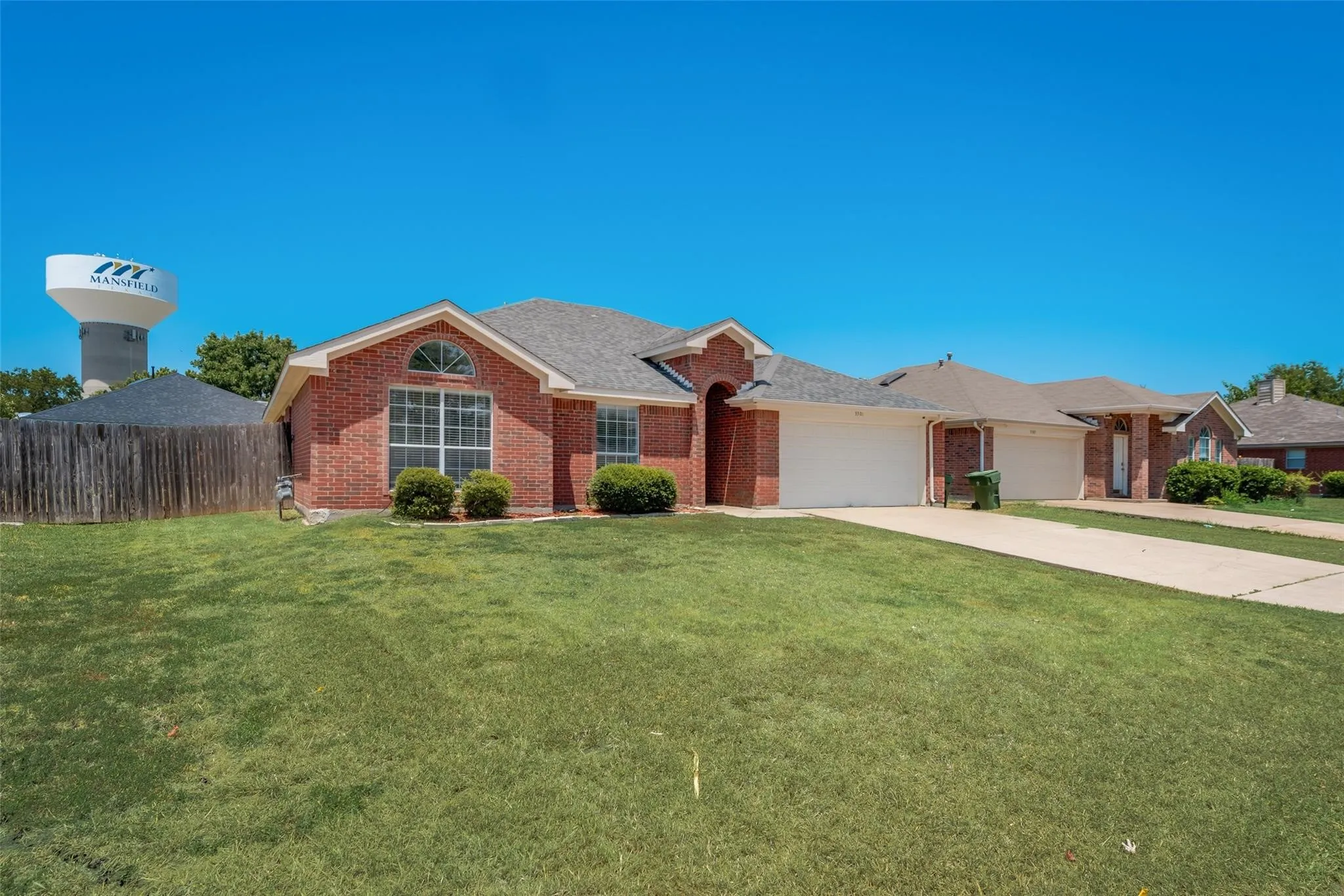 Single Family Residence For Rent in Tarrant County , 3301 Rustic Meadow Trail, Mansfield, Texas 76063, 4 Bedroom, 2 Bathroom, 2 Garage spaces, 1,846 Sqft, built in 1999, mls#21397031, Real Estate Agent in Mansfield, Homes For Rent in Tarrant county, Homes For Rent in Mansfield, Realtor in Mansfield Texas, Real Estate Brokerage Independent Realty Texas, Luminita Cordes Realtor