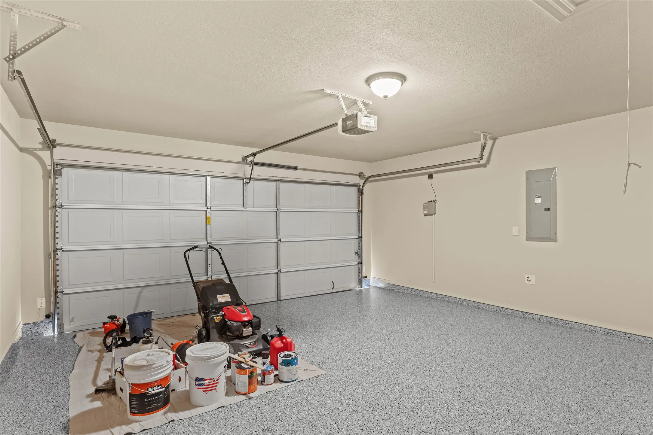 Single Family Residence For Sale in Tarrant County , 11800 Basilwood Drive, Fort Worth, Texas 76244, 3 Bedroom, 2 Bathroom, 2 Garage spaces, 1,921 Sqft, built in 2011, mls#21397011, Real Estate Agent in Fort Worth, Homes For Sale in Tarrant county, Homes For Sale in Fort Worth, Realtor in Fort Worth Texas, Real Estate Brokerage Independent Realty Texas, Luminita Cordes Realtor