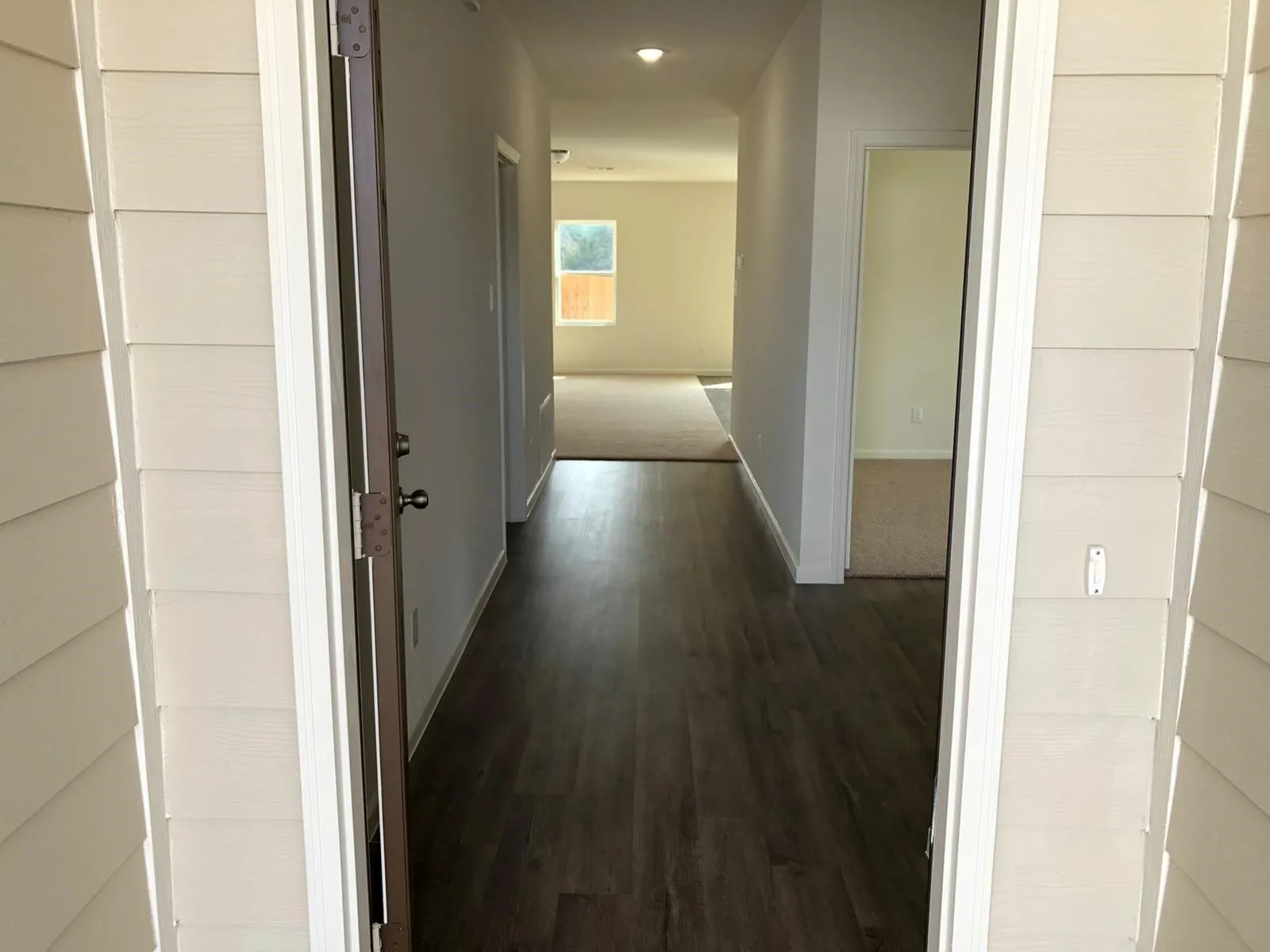 Single Family Residence For Rent in Collin County , 718 Windsor Court, Lavon, Texas 75166, 3 Bedroom, 2 Bathroom, 2 Garage spaces, 1,636 Sqft, built in 2021, mls#21397145, Real Estate Agent in Lavon, Homes For Rent in Collin county, Homes For Rent in Lavon, Realtor in Lavon Texas, Real Estate Brokerage Independent Realty Texas, Luminita Cordes Realtor