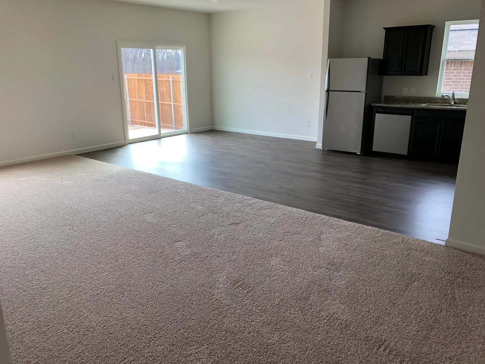 Single Family Residence For Rent in Collin County , 718 Windsor Court, Lavon, Texas 75166, 3 Bedroom, 2 Bathroom, 2 Garage spaces, 1,636 Sqft, built in 2021, mls#21397145, Real Estate Agent in Lavon, Homes For Rent in Collin county, Homes For Rent in Lavon, Realtor in Lavon Texas, Real Estate Brokerage Independent Realty Texas, Luminita Cordes Realtor