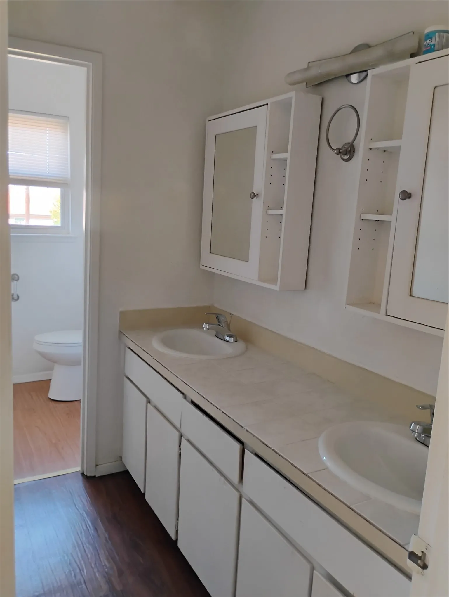 Single Family Residence For Rent in Dallas County , 2789 Rollingdale Lane, Farmers Branch, Texas 75234, 4 Bedroom, 2 Bathroom, 2 Garage spaces, 1,883 Sqft, built in 1968, mls#21397147, Real Estate Agent in Farmers Branch, Homes For Rent in Dallas county, Homes For Rent in Farmers Branch, Realtor in Farmers Branch Texas, Real Estate Brokerage Independent Realty Texas, Luminita Cordes Realtor
