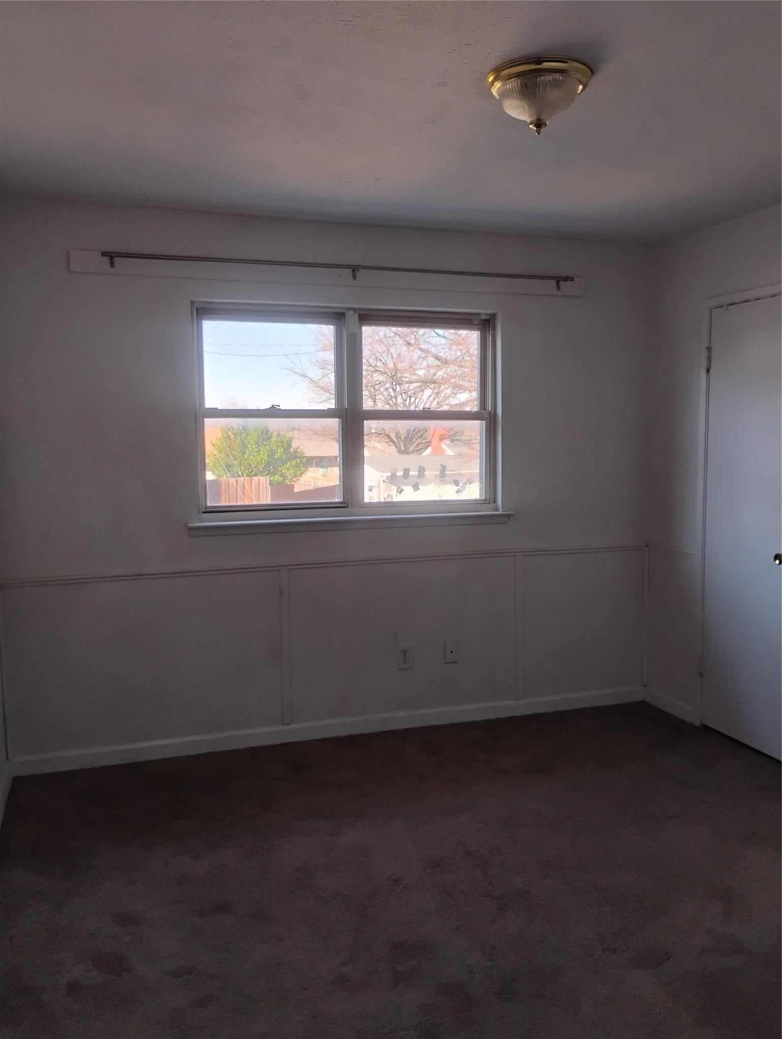 Single Family Residence For Rent in Dallas County , 2789 Rollingdale Lane, Farmers Branch, Texas 75234, 4 Bedroom, 2 Bathroom, 2 Garage spaces, 1,883 Sqft, built in 1968, mls#21397147, Real Estate Agent in Farmers Branch, Homes For Rent in Dallas county, Homes For Rent in Farmers Branch, Realtor in Farmers Branch Texas, Real Estate Brokerage Independent Realty Texas, Luminita Cordes Realtor