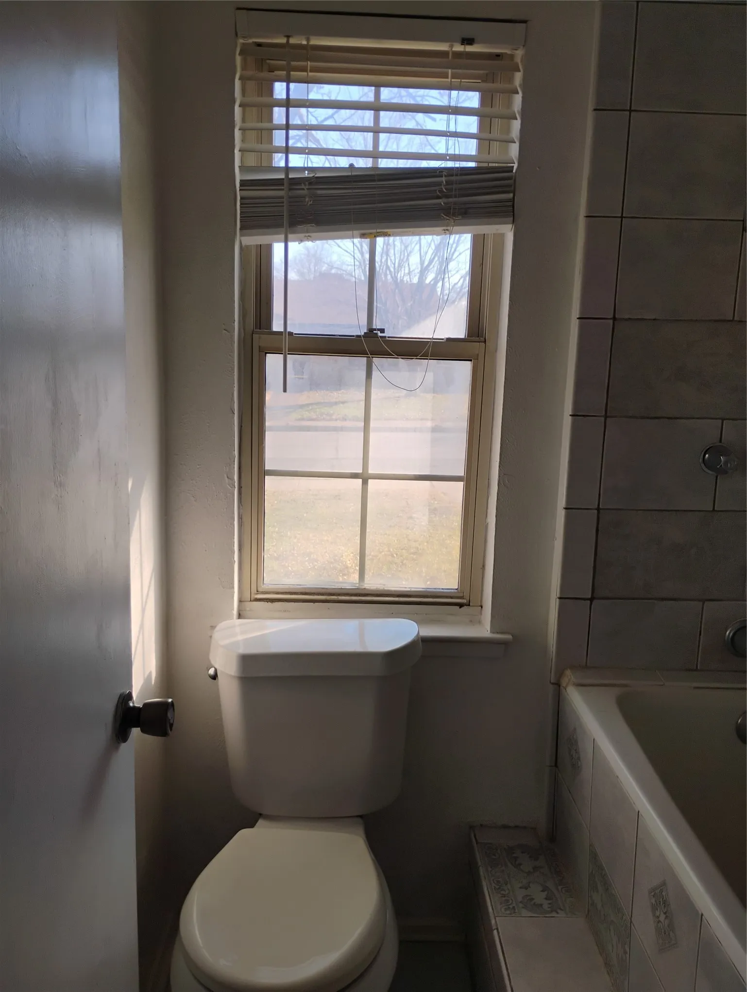 Single Family Residence For Rent in Dallas County , 2789 Rollingdale Lane, Farmers Branch, Texas 75234, 4 Bedroom, 2 Bathroom, 2 Garage spaces, 1,883 Sqft, built in 1968, mls#21397147, Real Estate Agent in Farmers Branch, Homes For Rent in Dallas county, Homes For Rent in Farmers Branch, Realtor in Farmers Branch Texas, Real Estate Brokerage Independent Realty Texas, Luminita Cordes Realtor