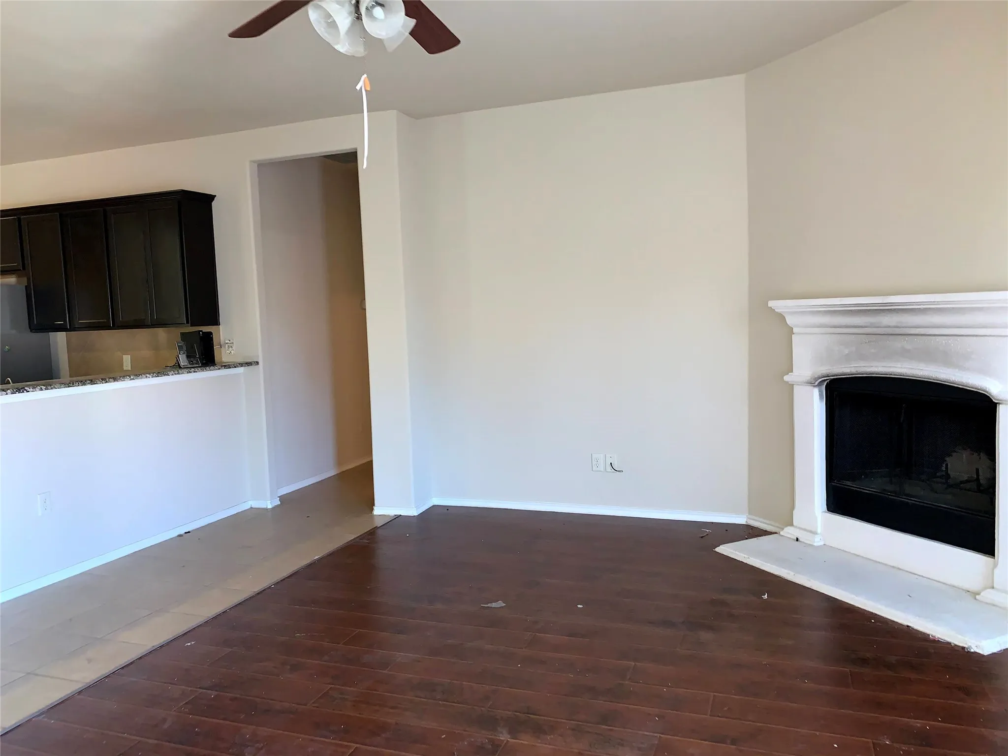 Single Family Residence For Rent in Denton County , 405 Sandy Lane, Little Elm, Texas 75068, 3 Bedroom, 2 Bathroom, 2 Garage spaces, 1,936 Sqft, built in 2014, mls#21397143, Real Estate Agent in Little Elm, Homes For Rent in Denton county, Homes For Rent in Little Elm, Realtor in Little Elm Texas, Real Estate Brokerage Independent Realty Texas, Luminita Cordes Realtor