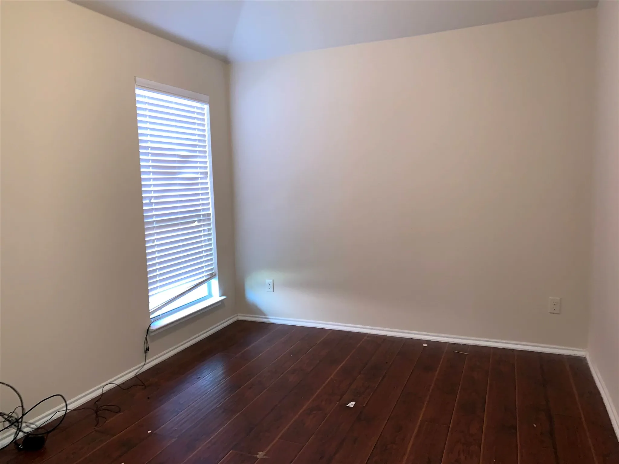 Single Family Residence For Rent in Denton County , 405 Sandy Lane, Little Elm, Texas 75068, 3 Bedroom, 2 Bathroom, 2 Garage spaces, 1,936 Sqft, built in 2014, mls#21397143, Real Estate Agent in Little Elm, Homes For Rent in Denton county, Homes For Rent in Little Elm, Realtor in Little Elm Texas, Real Estate Brokerage Independent Realty Texas, Luminita Cordes Realtor