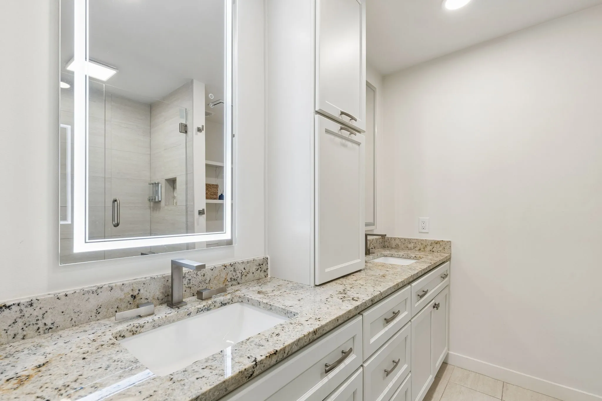 Single Family Residence For Sale in Collin County , 412 Ridgewood Drive, Richardson, Texas 75080, 4 Bedroom, 3 Bathroom, Garage spaces, 2,813 Sqft, built in 1968, mls#21394611, Real Estate Agent in Richardson, Homes For Sale in Collin county, Homes For Sale in Richardson, Realtor in Richardson Texas, Real Estate Brokerage Independent Realty Texas, Luminita Cordes Realtor
