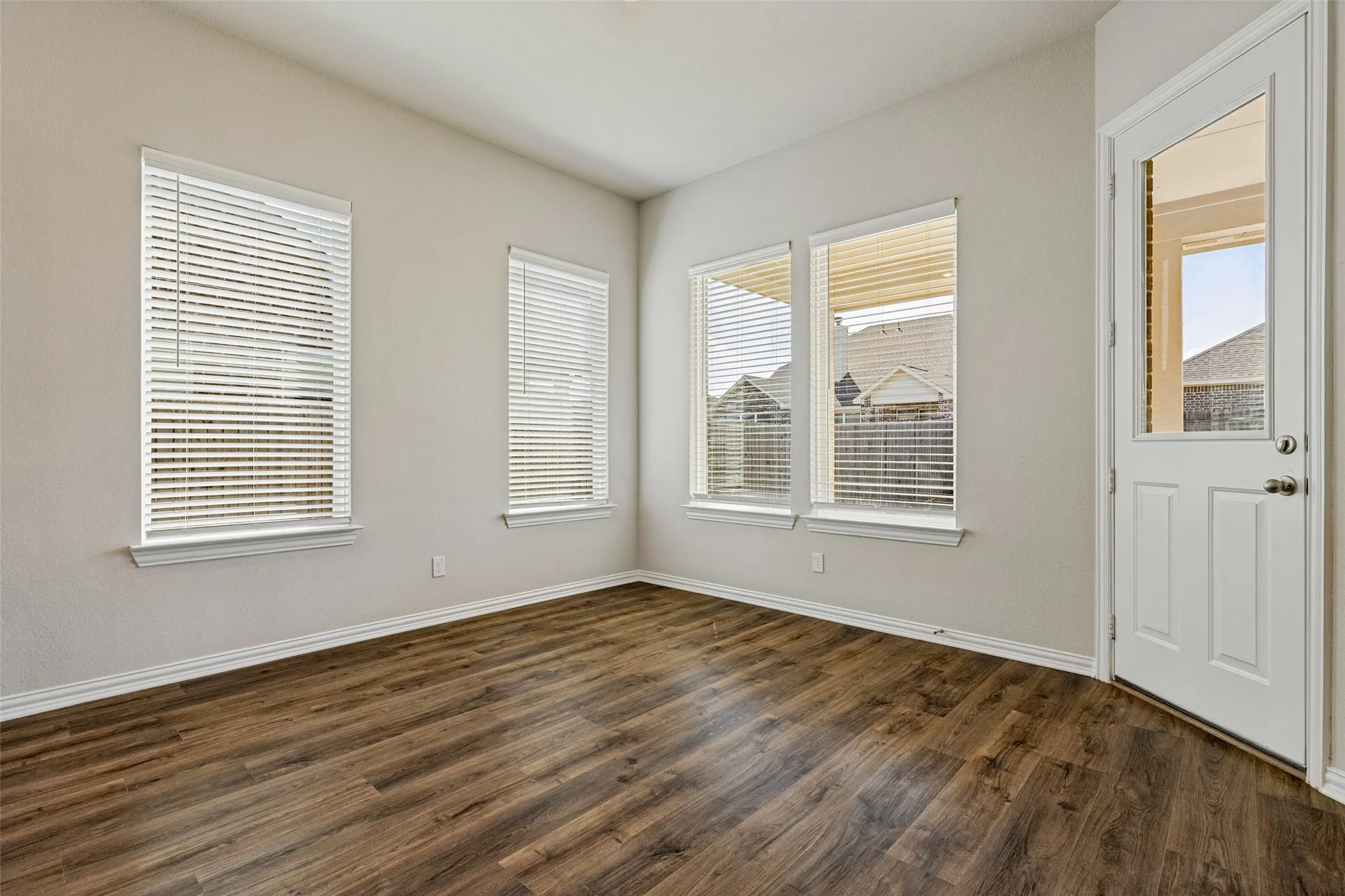 Single Family Residence For Sale in Collin County , 3321 Bent Creek Drive, Anna, Texas 75409, 4 Bedroom, 3 Bathroom, 2 Garage spaces, 2,499 Sqft, built in 2023, mls#21396728, Real Estate Agent in Anna, Homes For Sale in Collin county, Homes For Sale in Anna, Realtor in Anna Texas, Real Estate Brokerage Independent Realty Texas, Luminita Cordes Realtor