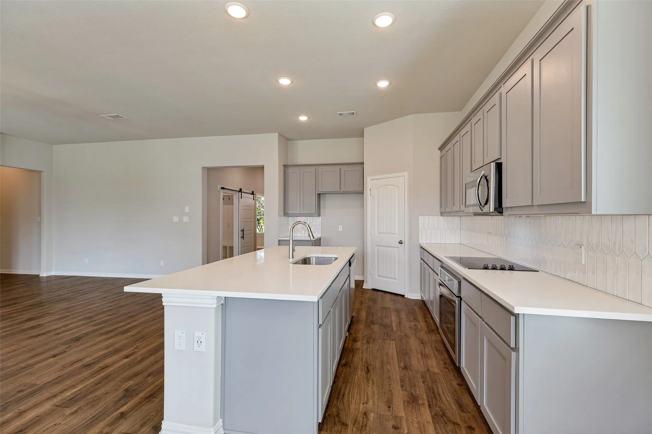 Single Family Residence For Sale in Collin County , 3321 Bent Creek Drive, Anna, Texas 75409, 4 Bedroom, 3 Bathroom, 2 Garage spaces, 2,499 Sqft, built in 2023, mls#21396728, Real Estate Agent in Anna, Homes For Sale in Collin county, Homes For Sale in Anna, Realtor in Anna Texas, Real Estate Brokerage Independent Realty Texas, Luminita Cordes Realtor