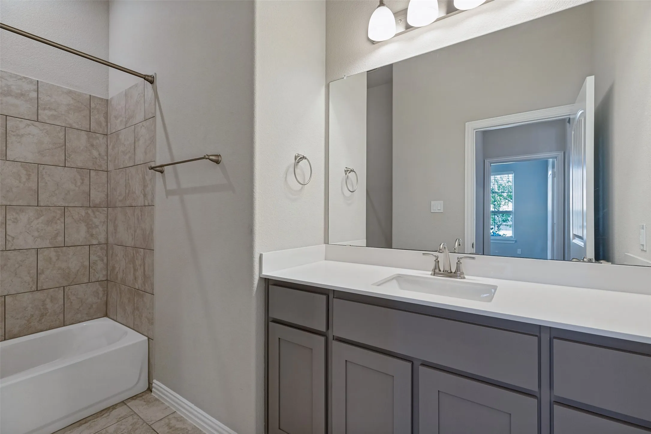 Single Family Residence For Sale in Collin County , 3321 Bent Creek Drive, Anna, Texas 75409, 4 Bedroom, 3 Bathroom, 2 Garage spaces, 2,499 Sqft, built in 2023, mls#21396728, Real Estate Agent in Anna, Homes For Sale in Collin county, Homes For Sale in Anna, Realtor in Anna Texas, Real Estate Brokerage Independent Realty Texas, Luminita Cordes Realtor